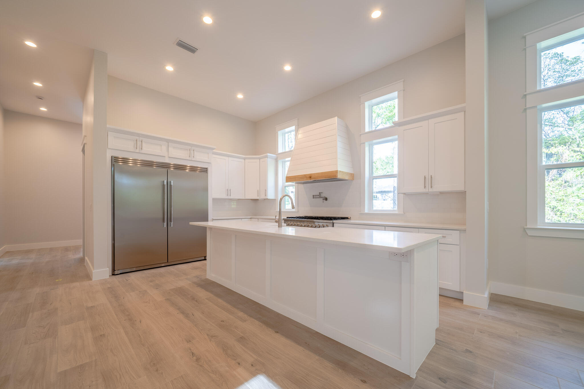 MAGNOLIA BEACH - Residential