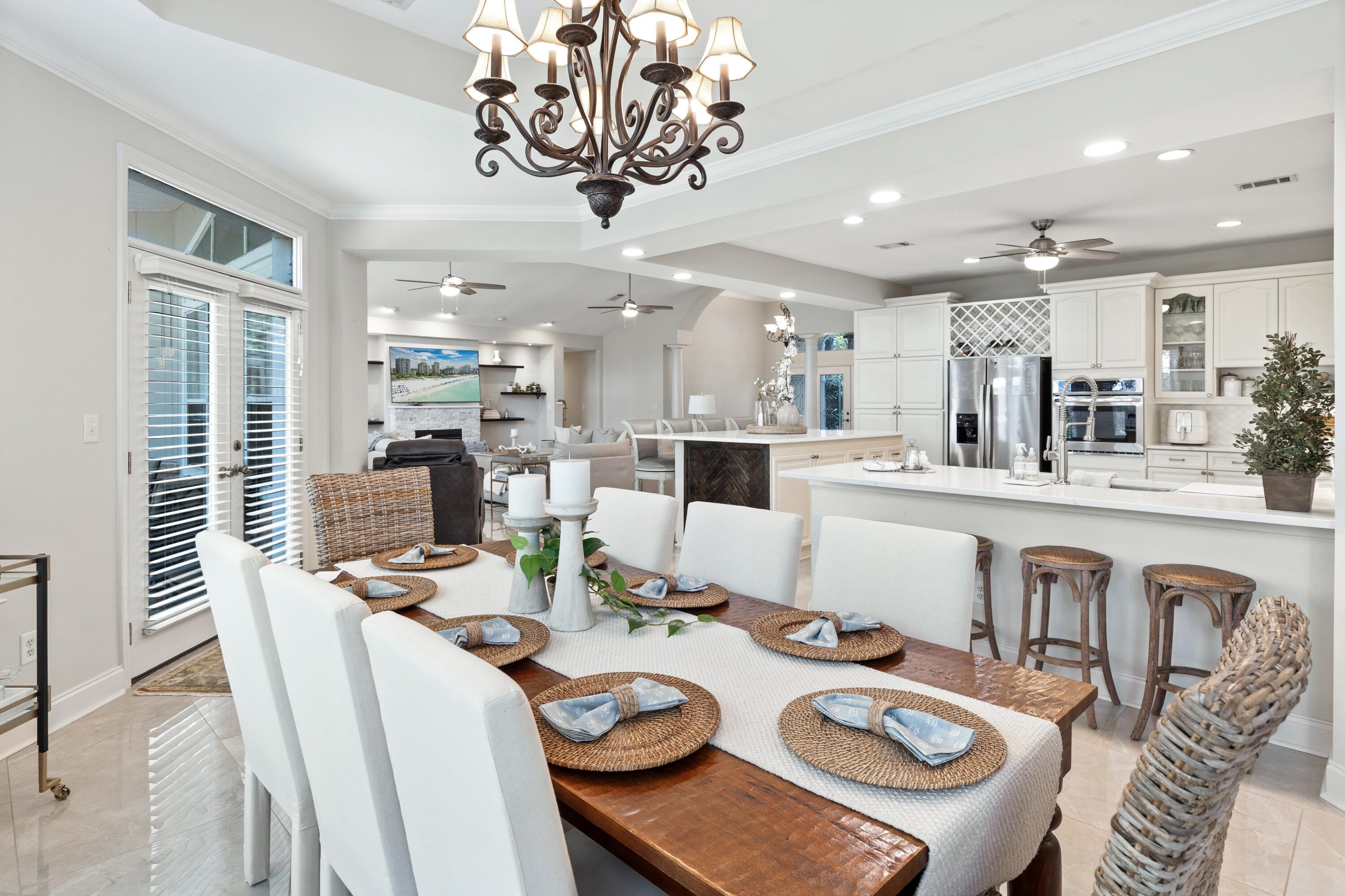 BAYTOWNE AVE EAST - Residential