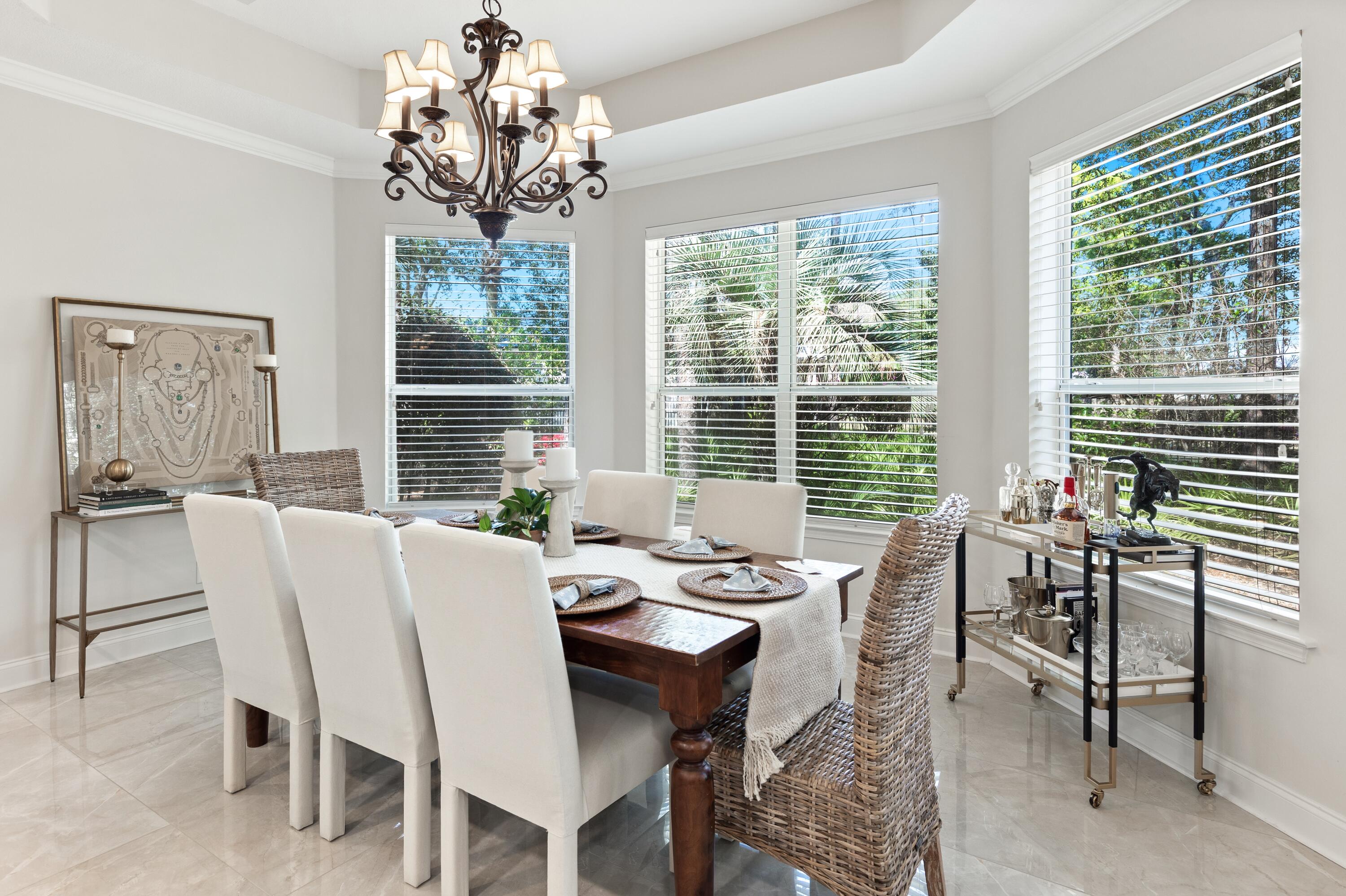 BAYTOWNE AVE EAST - Residential