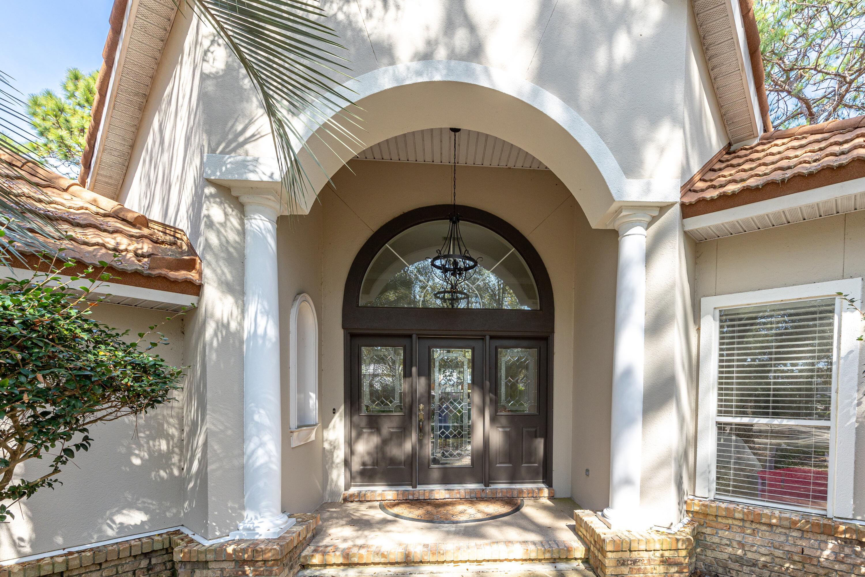 BAYTOWNE AVE EAST - Residential