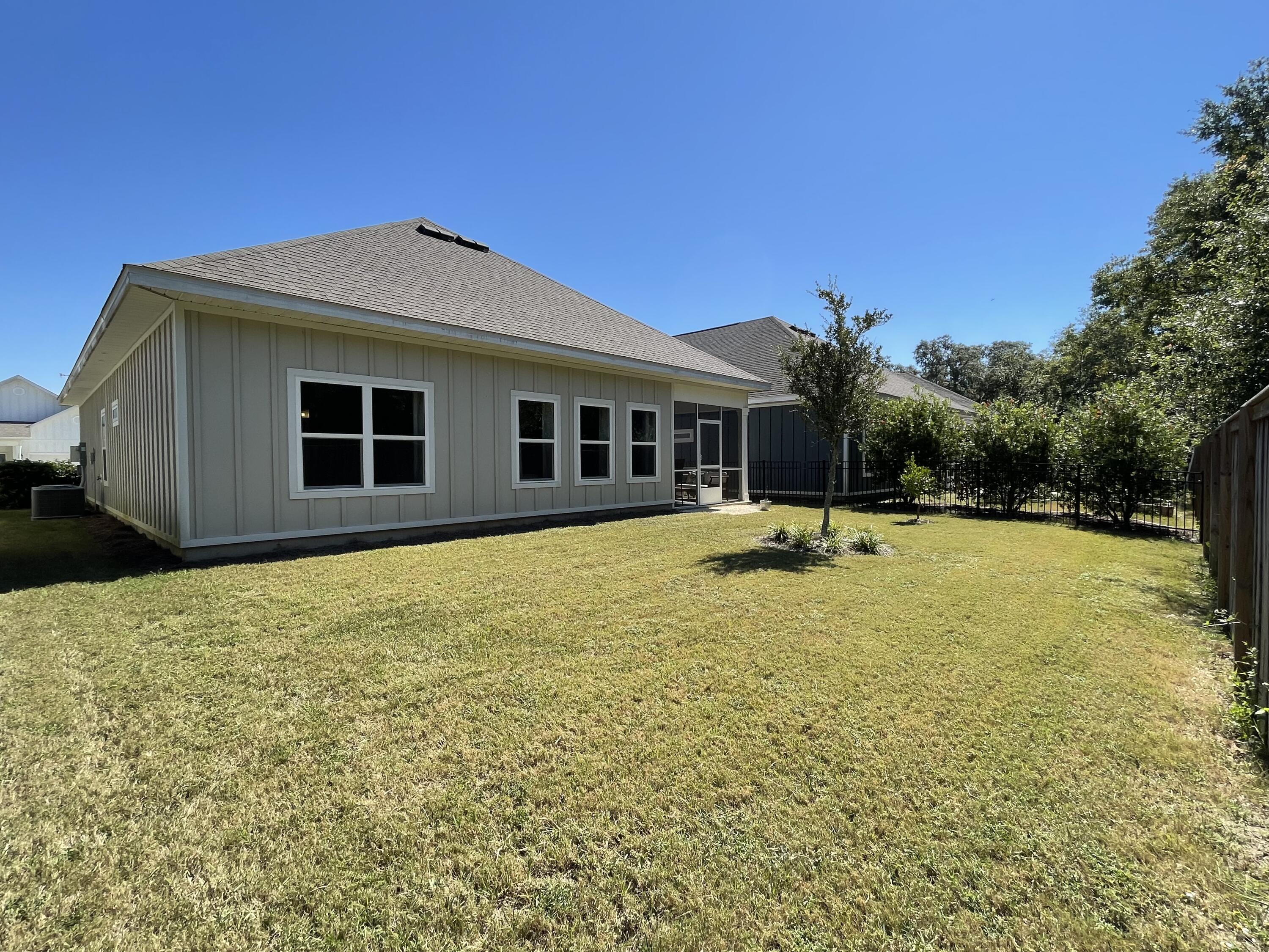 HAMMOCK BAY - FIREFLY - Residential