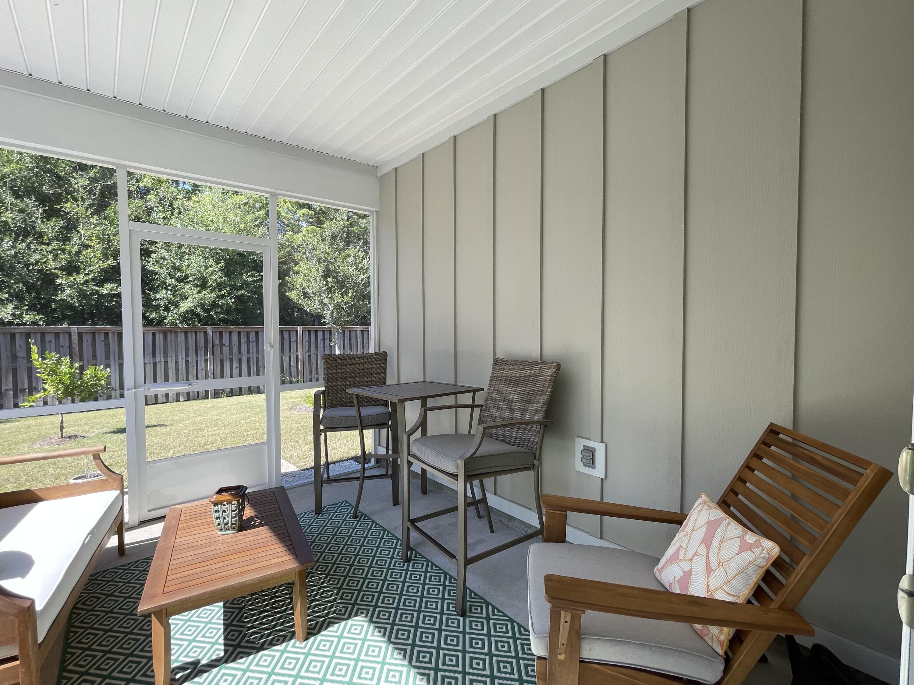 HAMMOCK BAY - FIREFLY - Residential