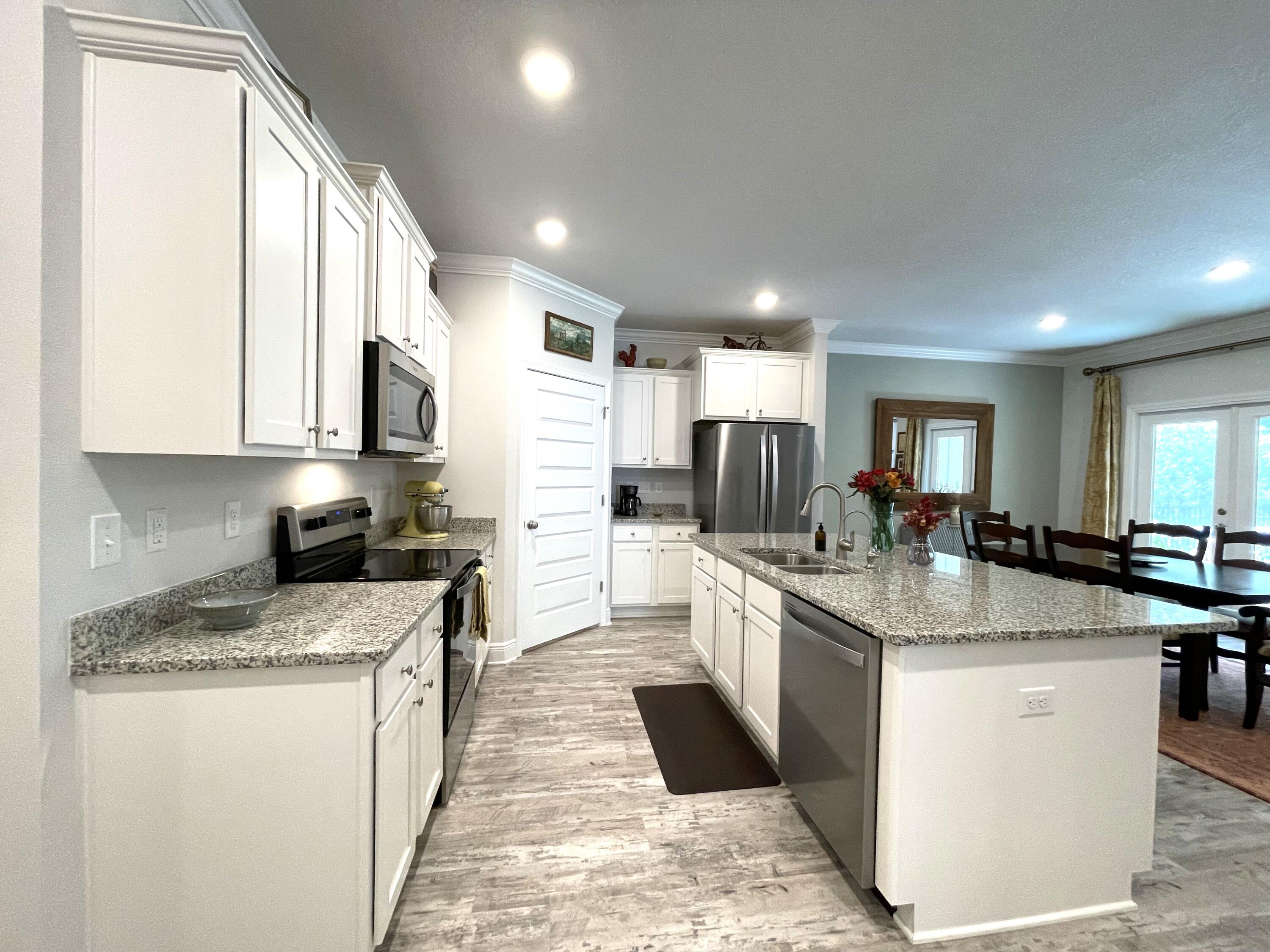 HAMMOCK BAY - FIREFLY - Residential