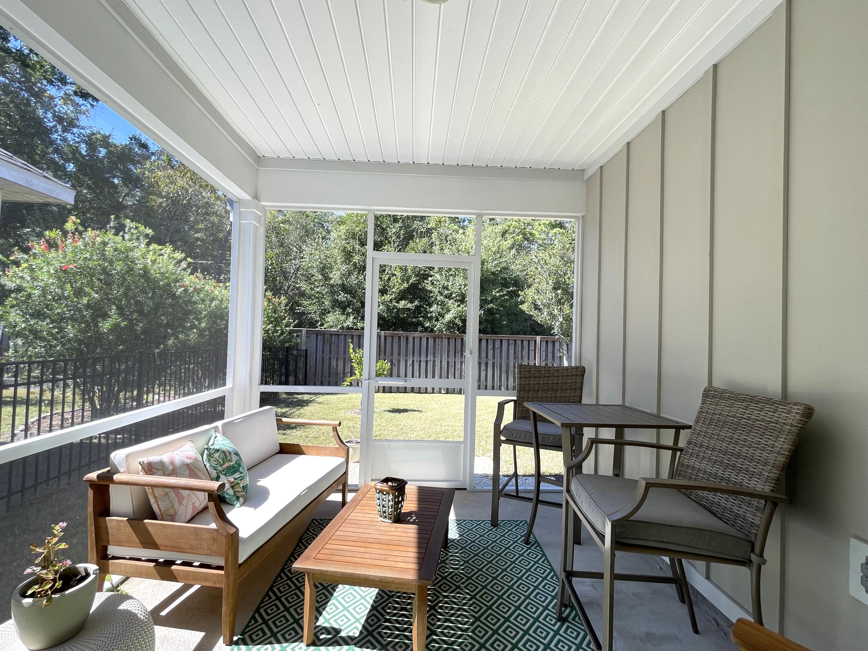 HAMMOCK BAY - FIREFLY - Residential