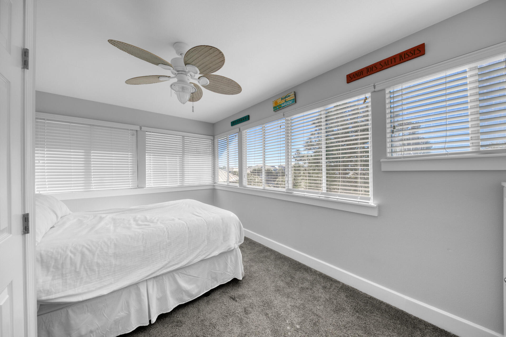 CRYSTAL BEACH - Residential