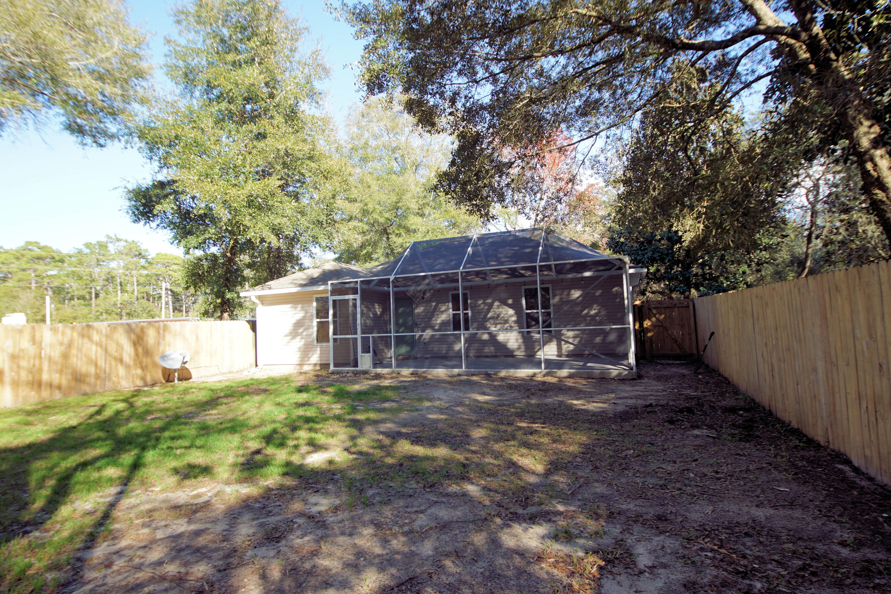 VILLA TASSO TOWN OF - Residential