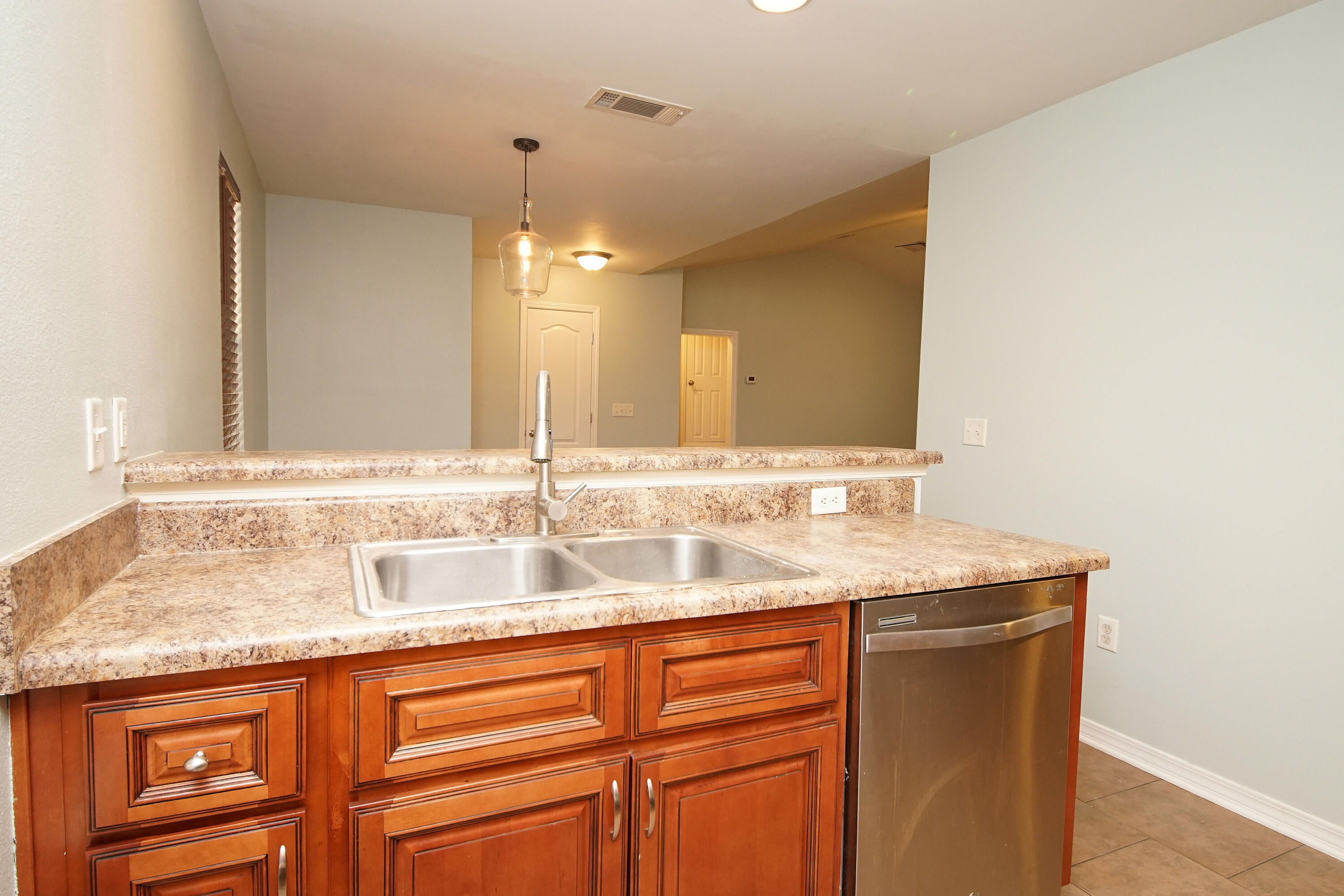 VILLA TASSO TOWN OF - Residential