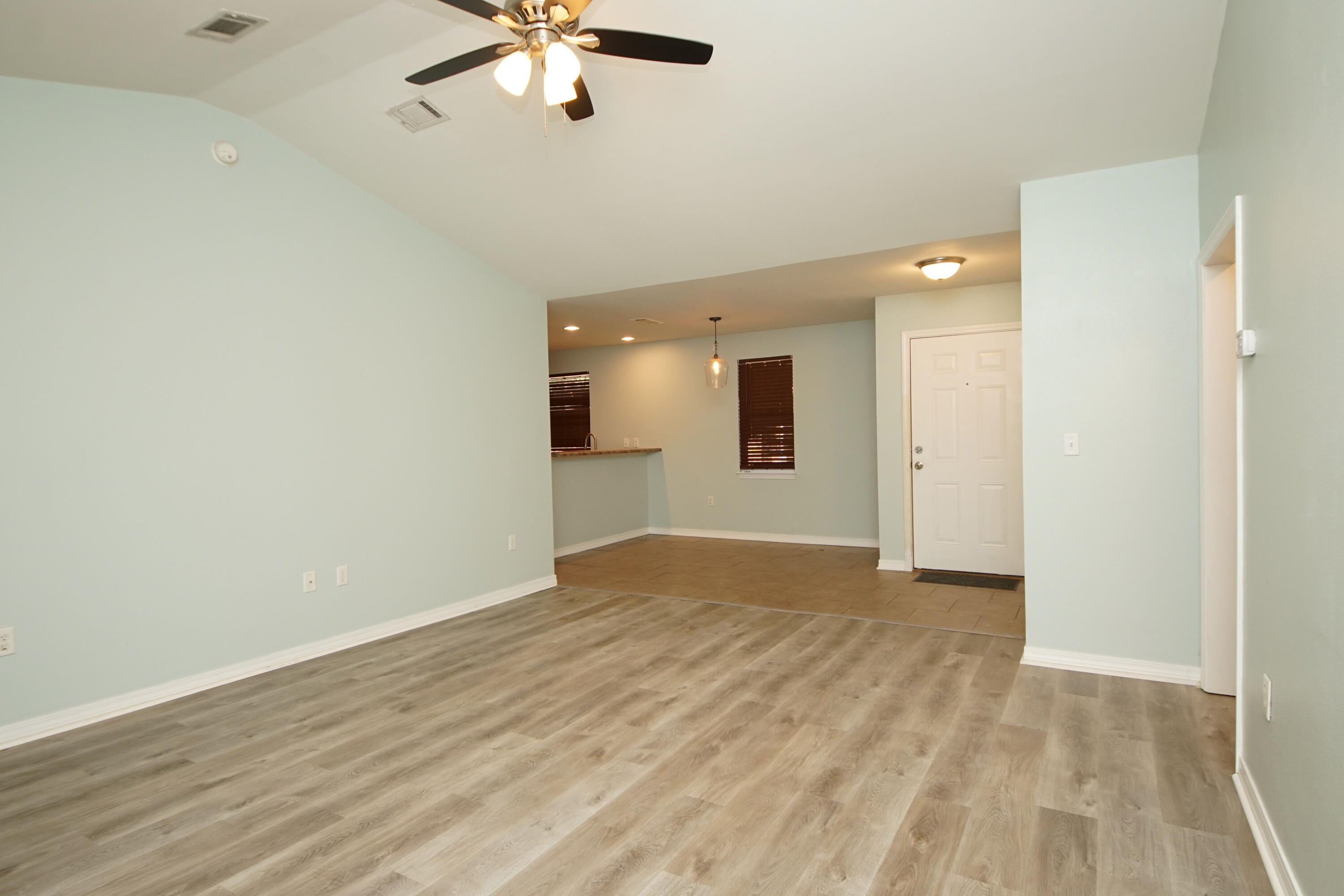 VILLA TASSO TOWN OF - Residential