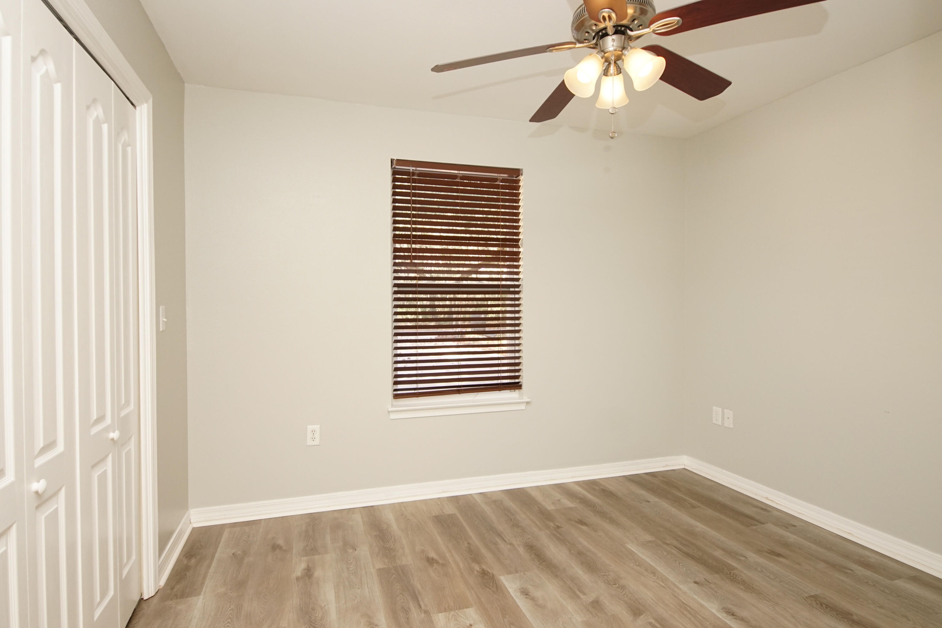 VILLA TASSO TOWN OF - Residential