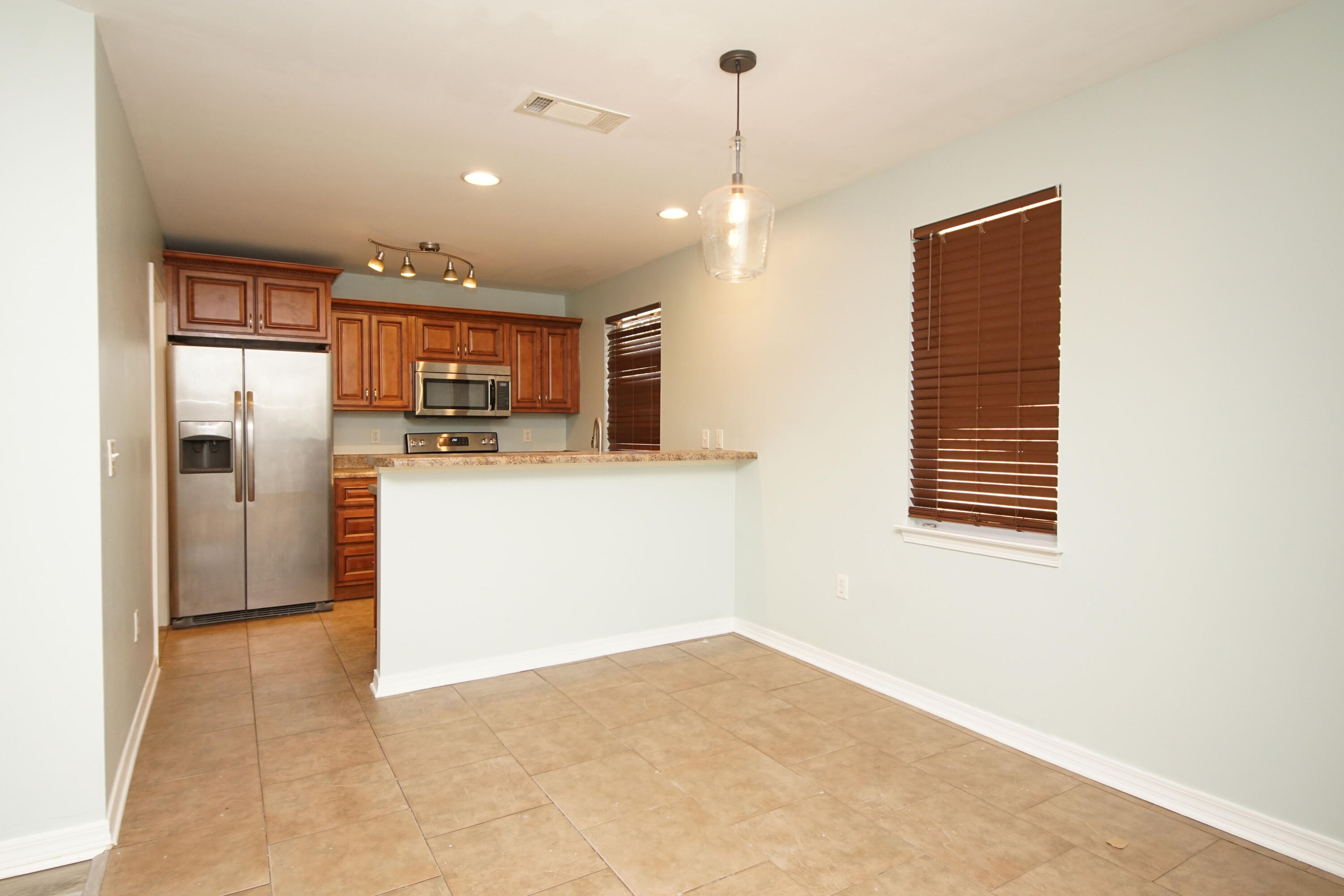 VILLA TASSO TOWN OF - Residential