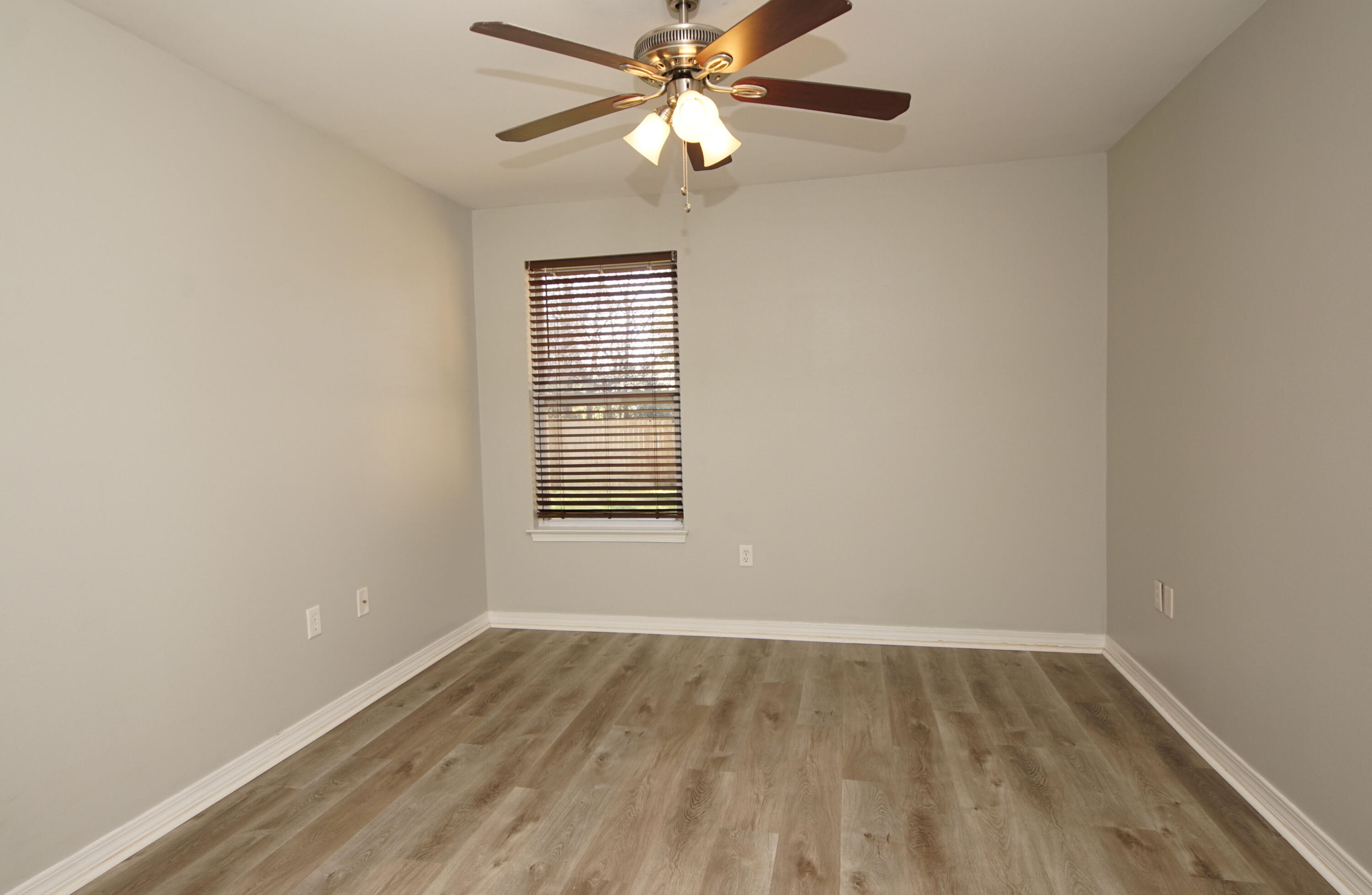 VILLA TASSO TOWN OF - Residential