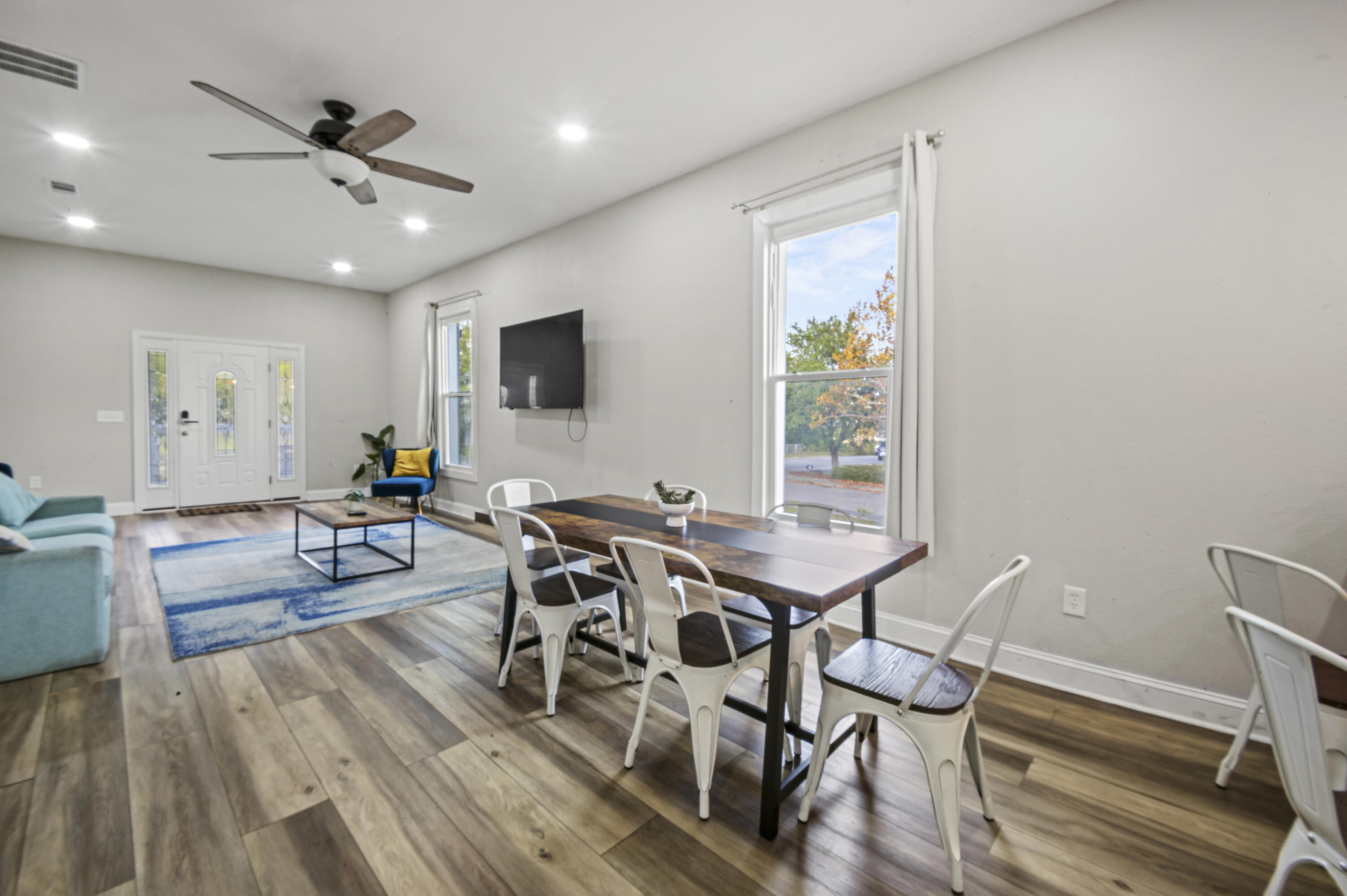 NORTH HILL - Residential