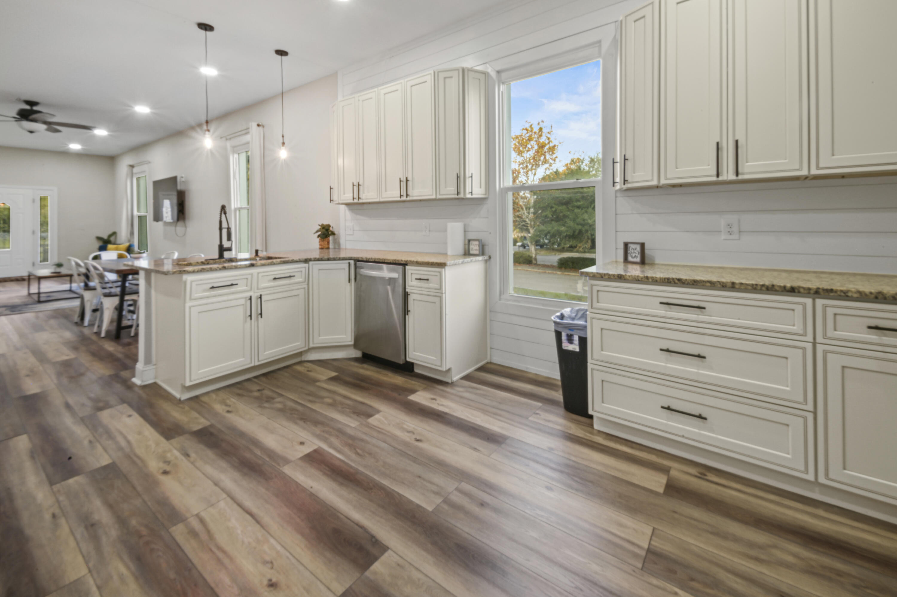 NORTH HILL - Residential