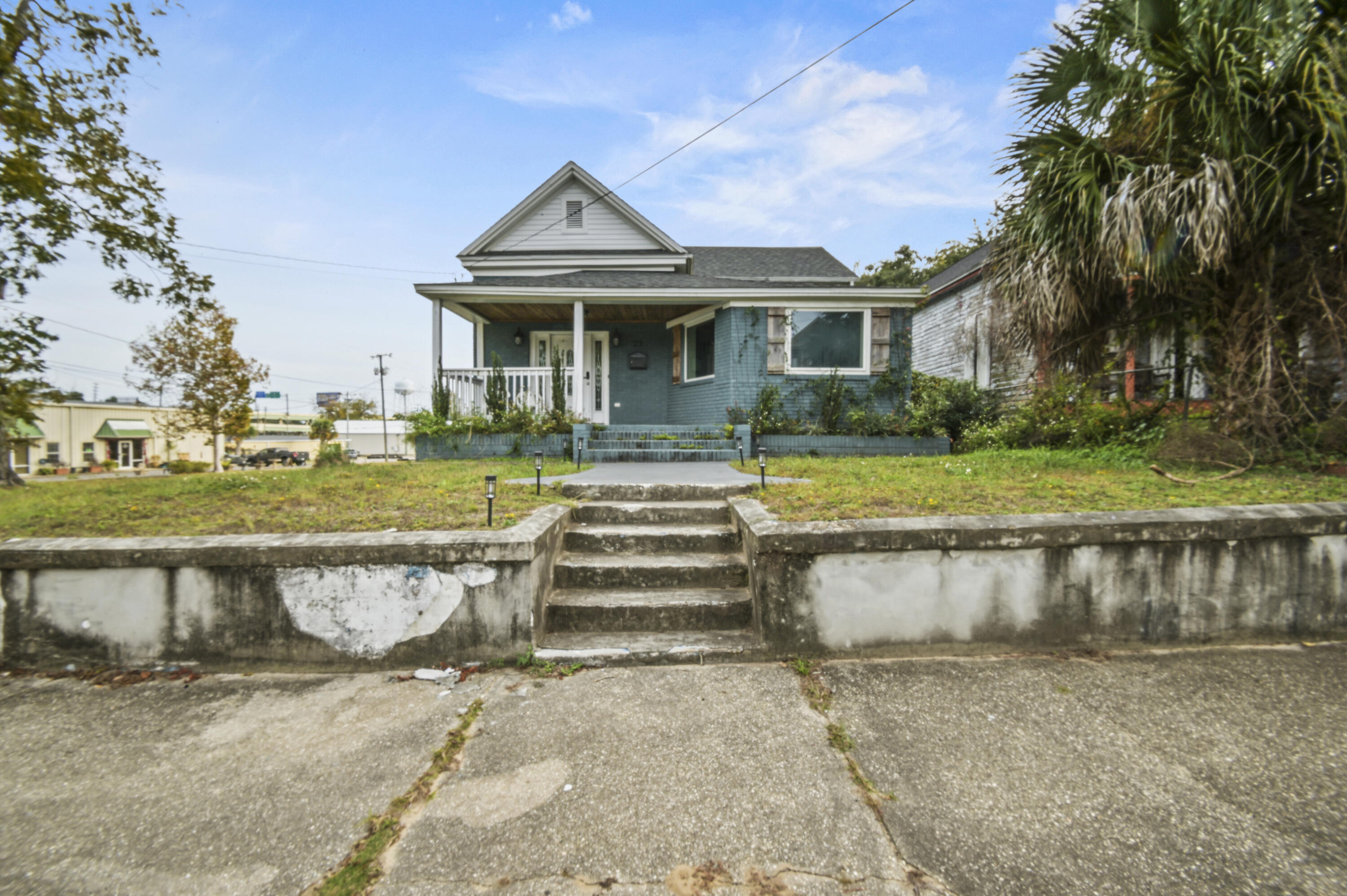 NORTH HILL - Residential