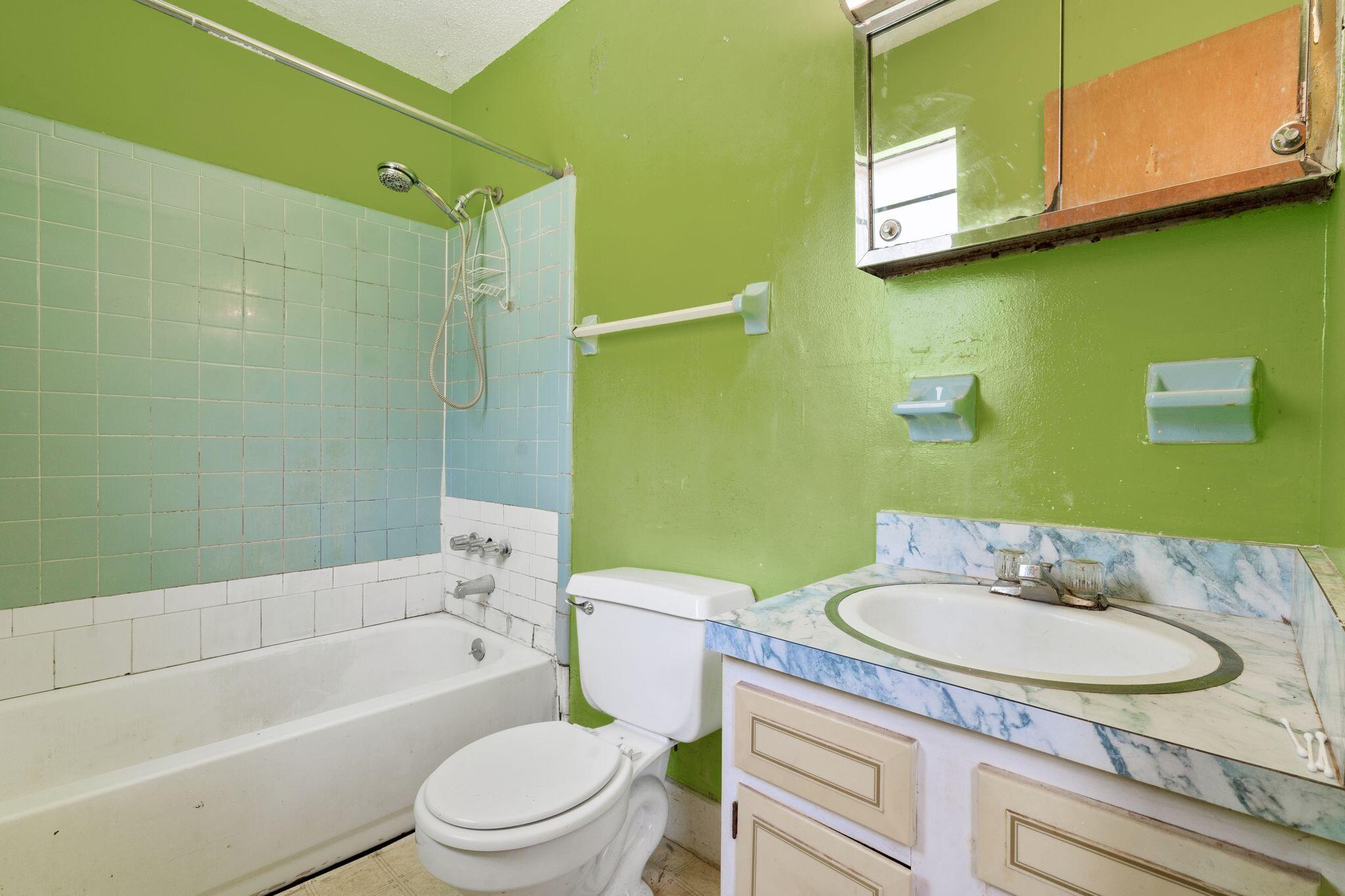 BAY GROVE - Residential