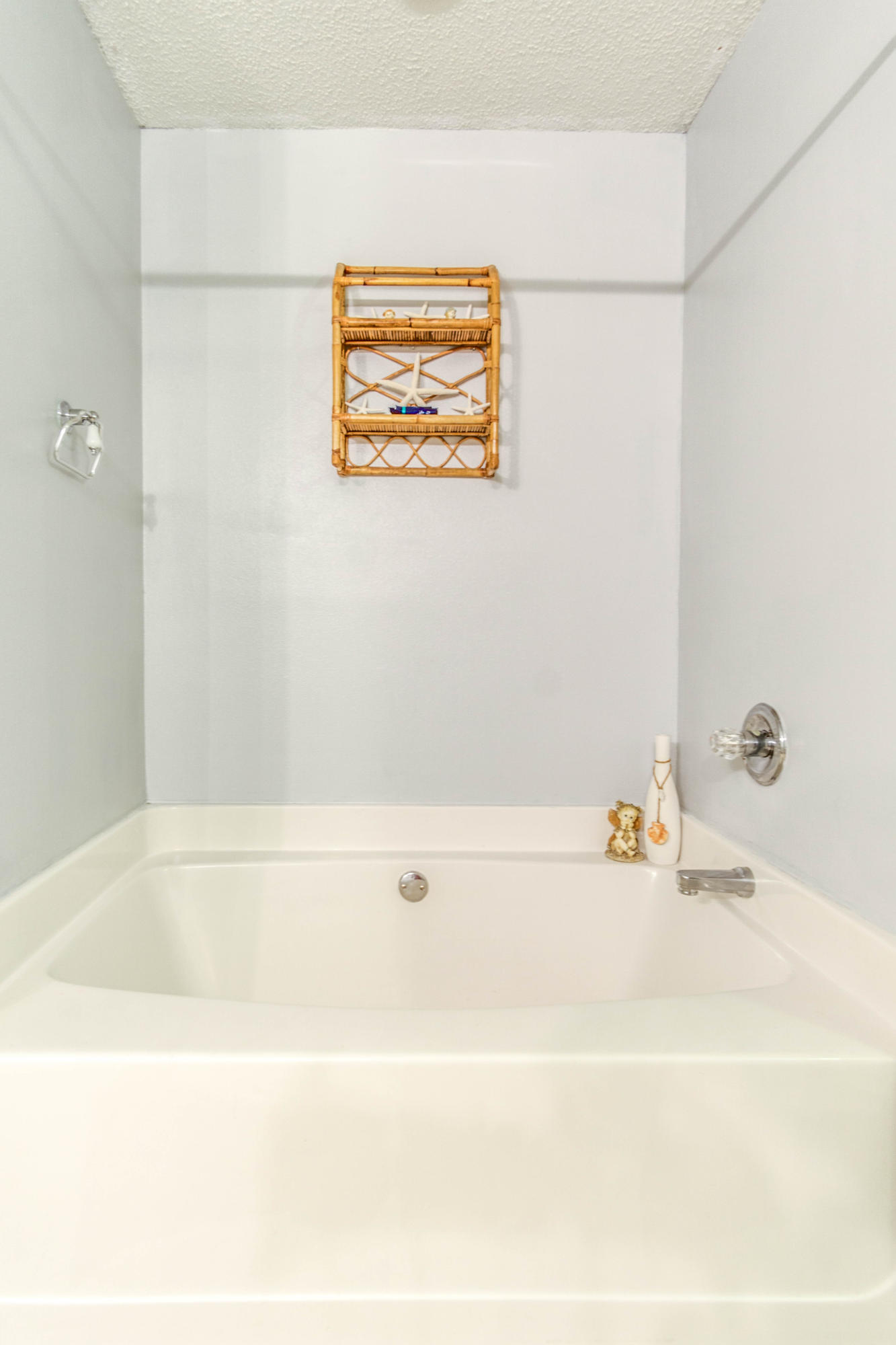 COUNTRYVIEW ESTATES 10TH ADDN - Residential