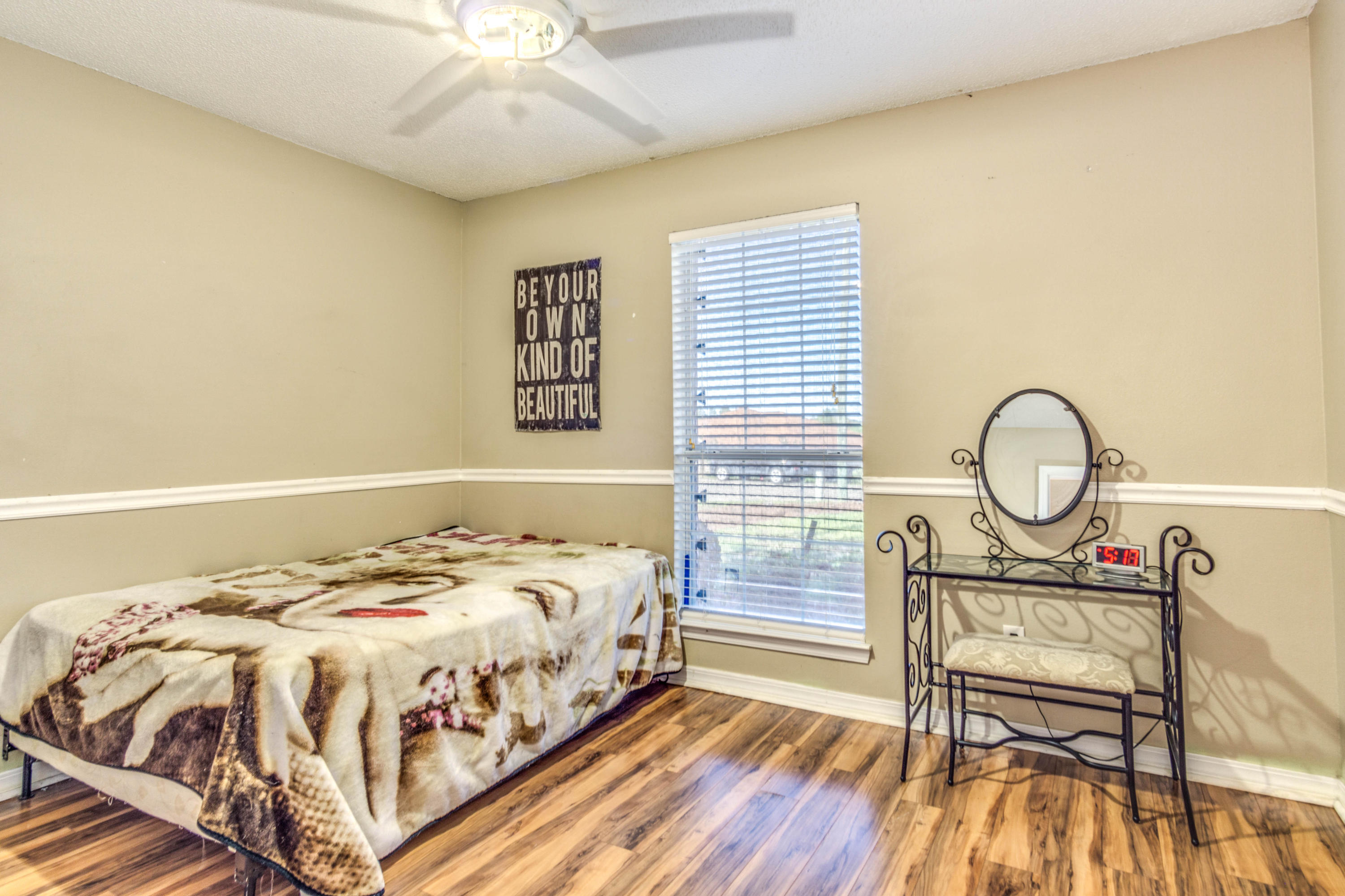 COUNTRYVIEW ESTATES 10TH ADDN - Residential