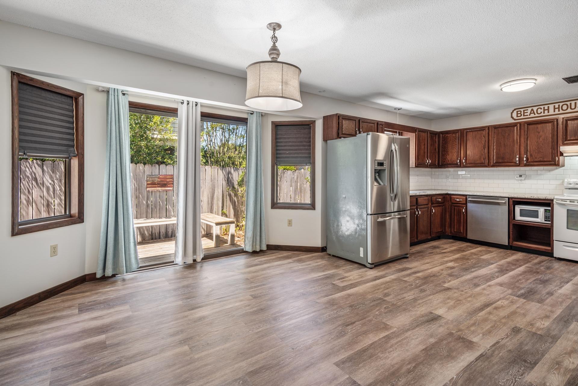 CRYSTAL BEACH - Residential