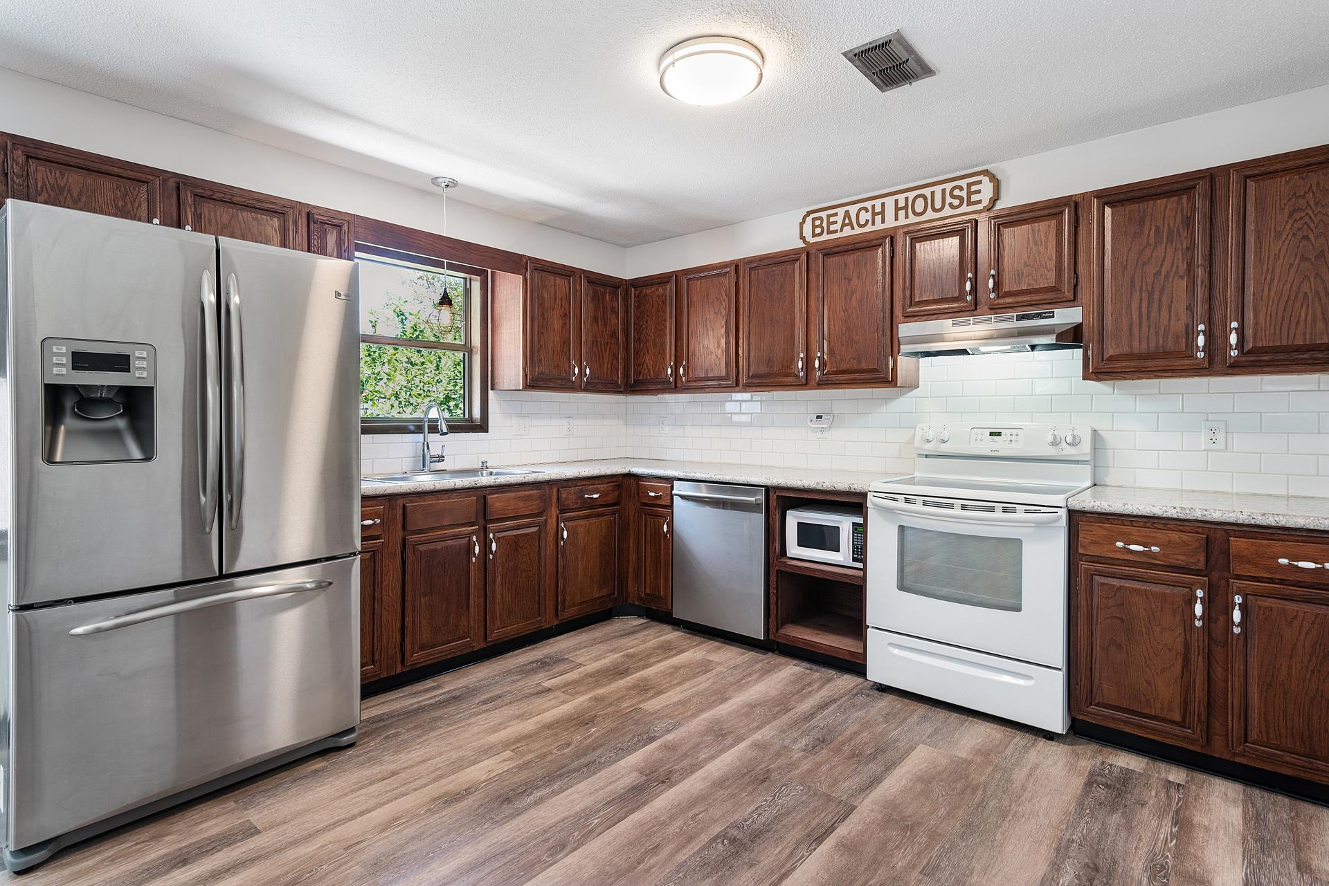 CRYSTAL BEACH - Residential