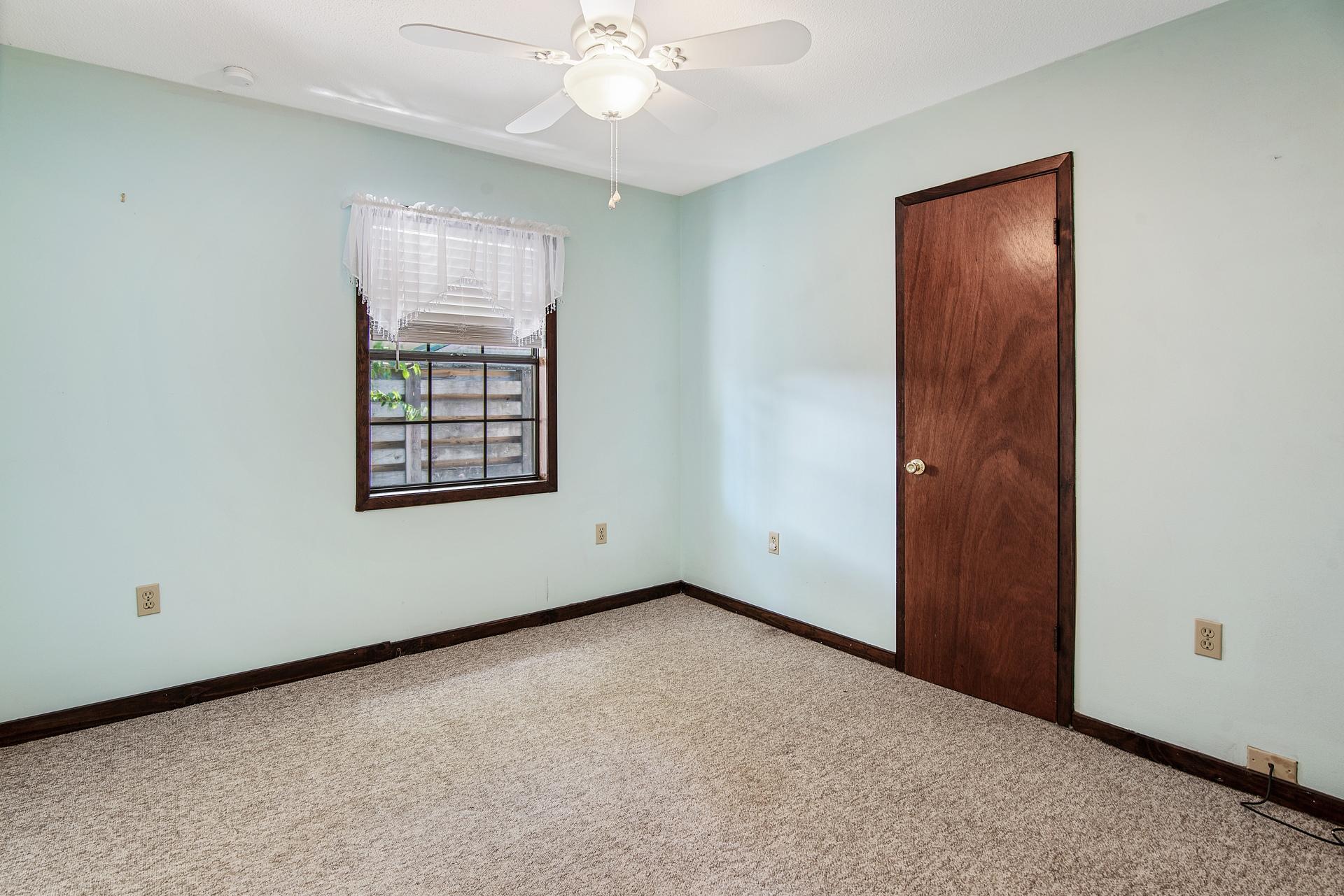 CRYSTAL BEACH - Residential