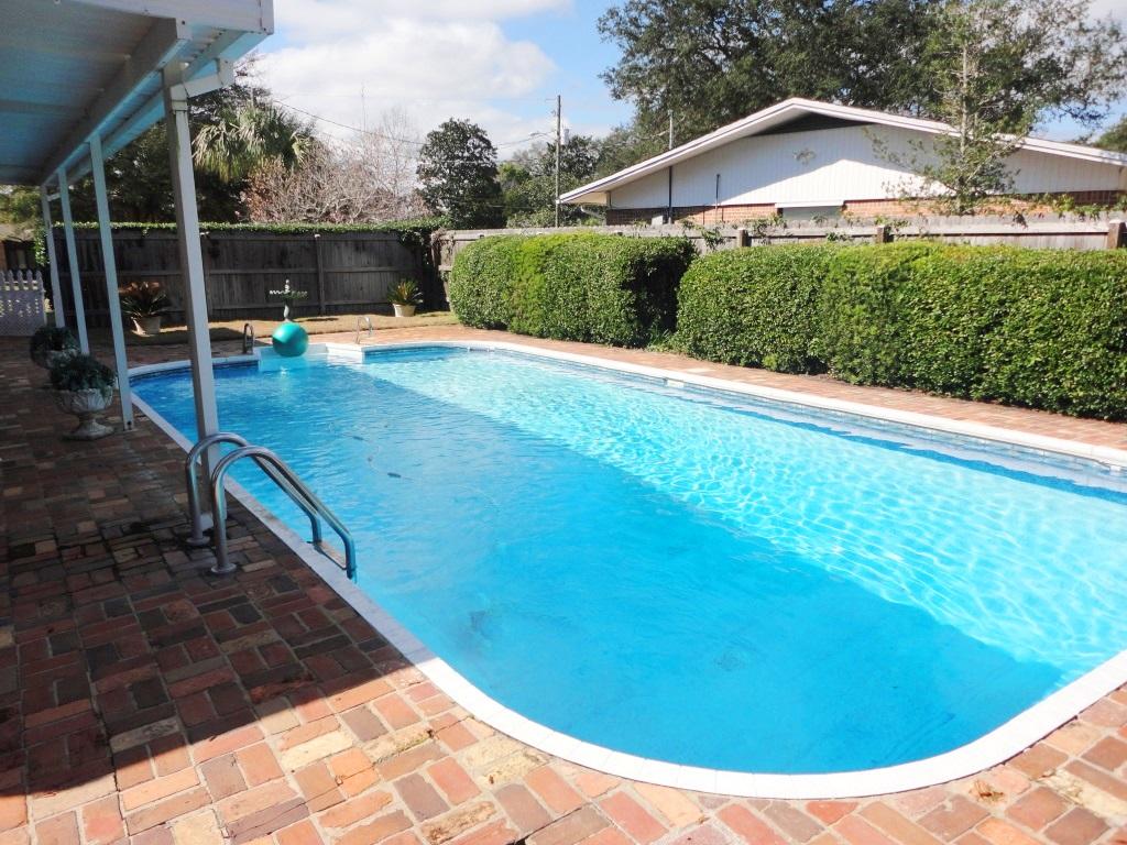 BAYOU WOODS 2ND ADDN - Residential