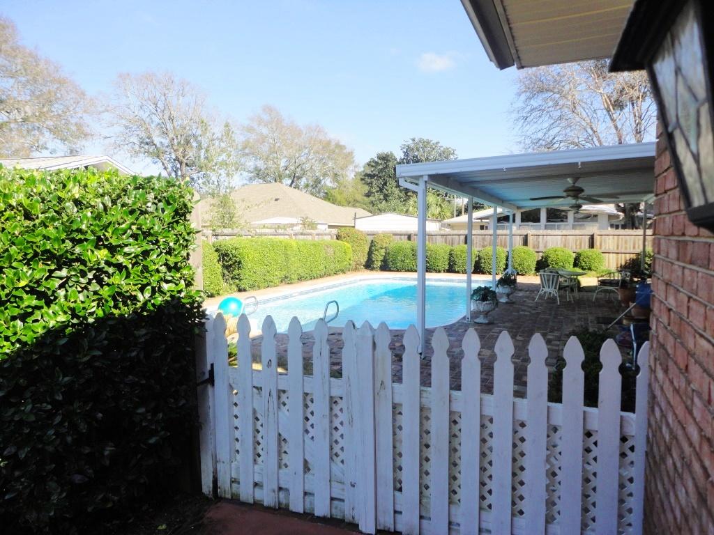 BAYOU WOODS 2ND ADDN - Residential