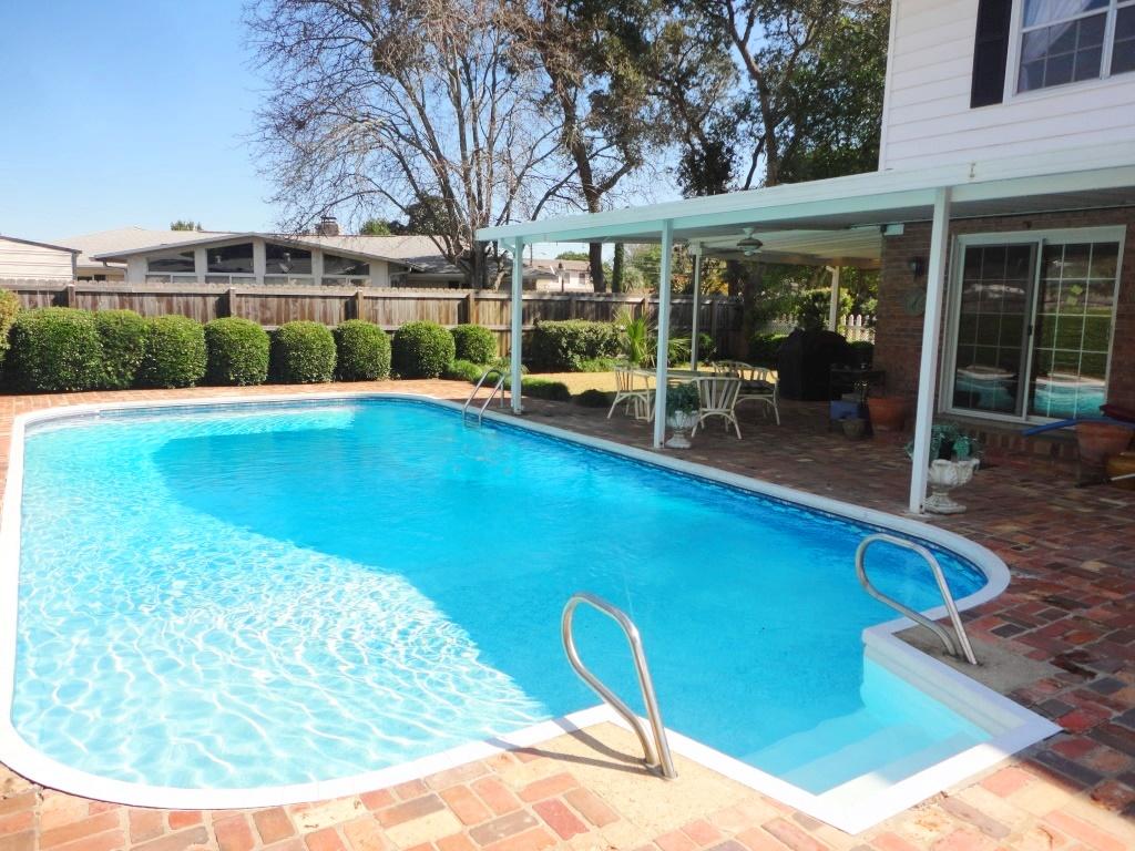 BAYOU WOODS 2ND ADDN - Residential