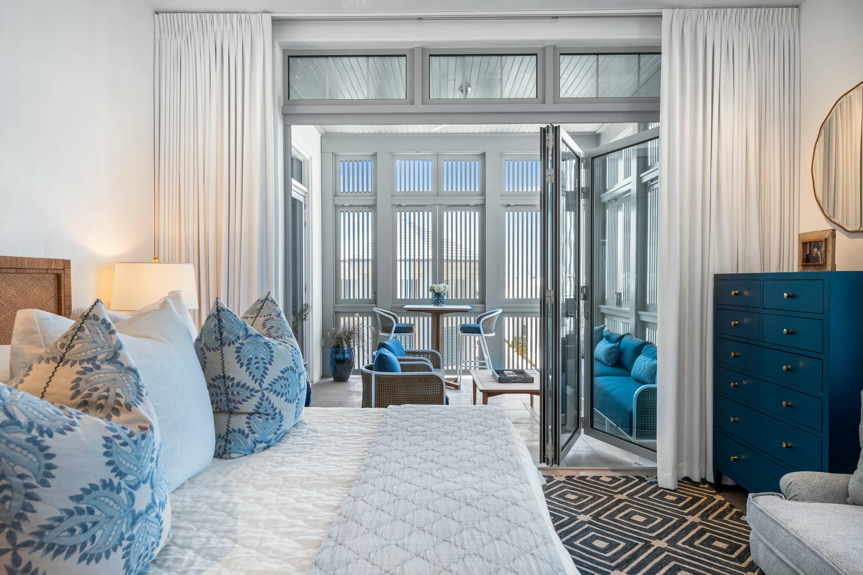 ALYS BEACH - Residential