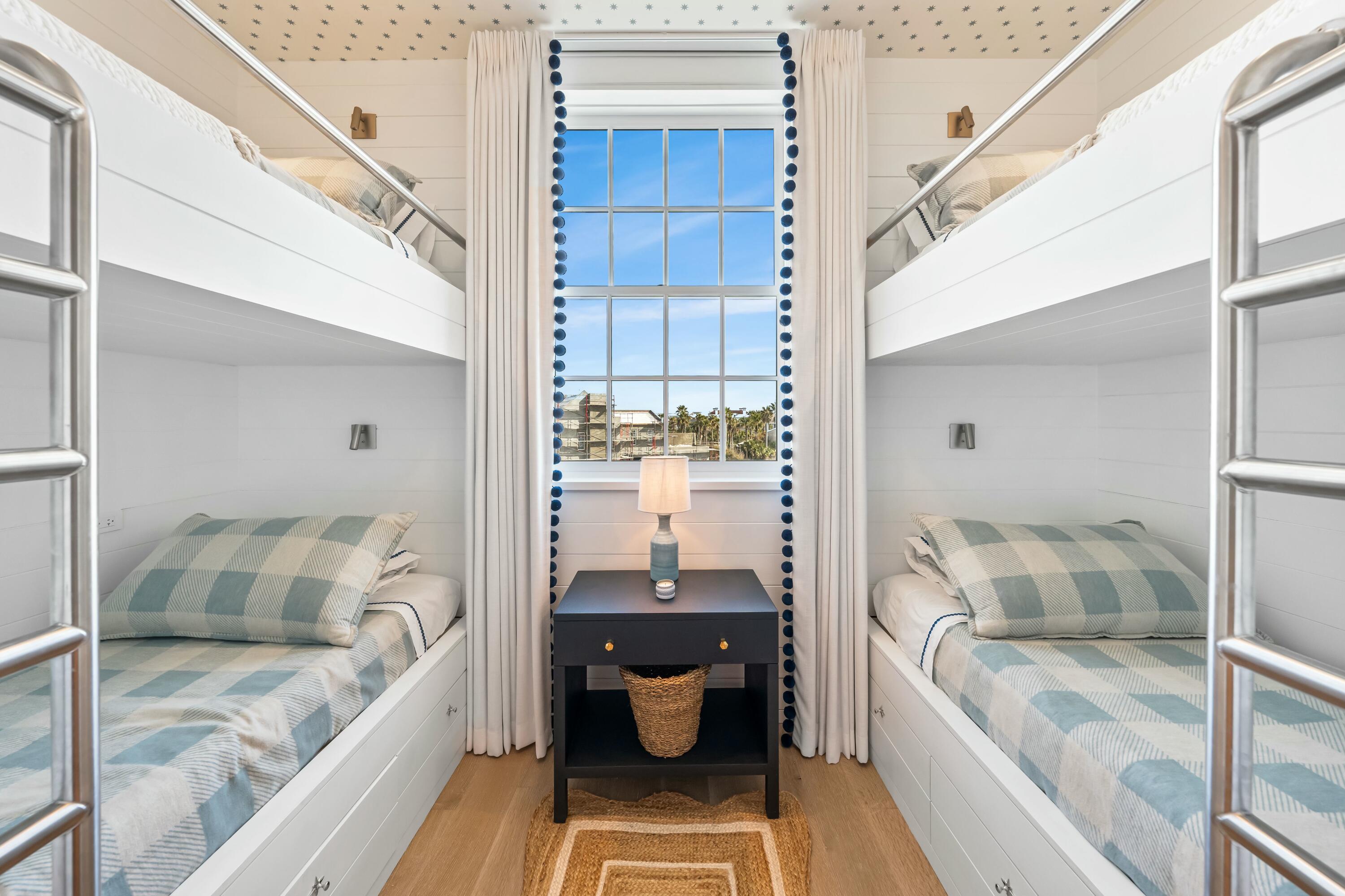 ALYS BEACH - Residential