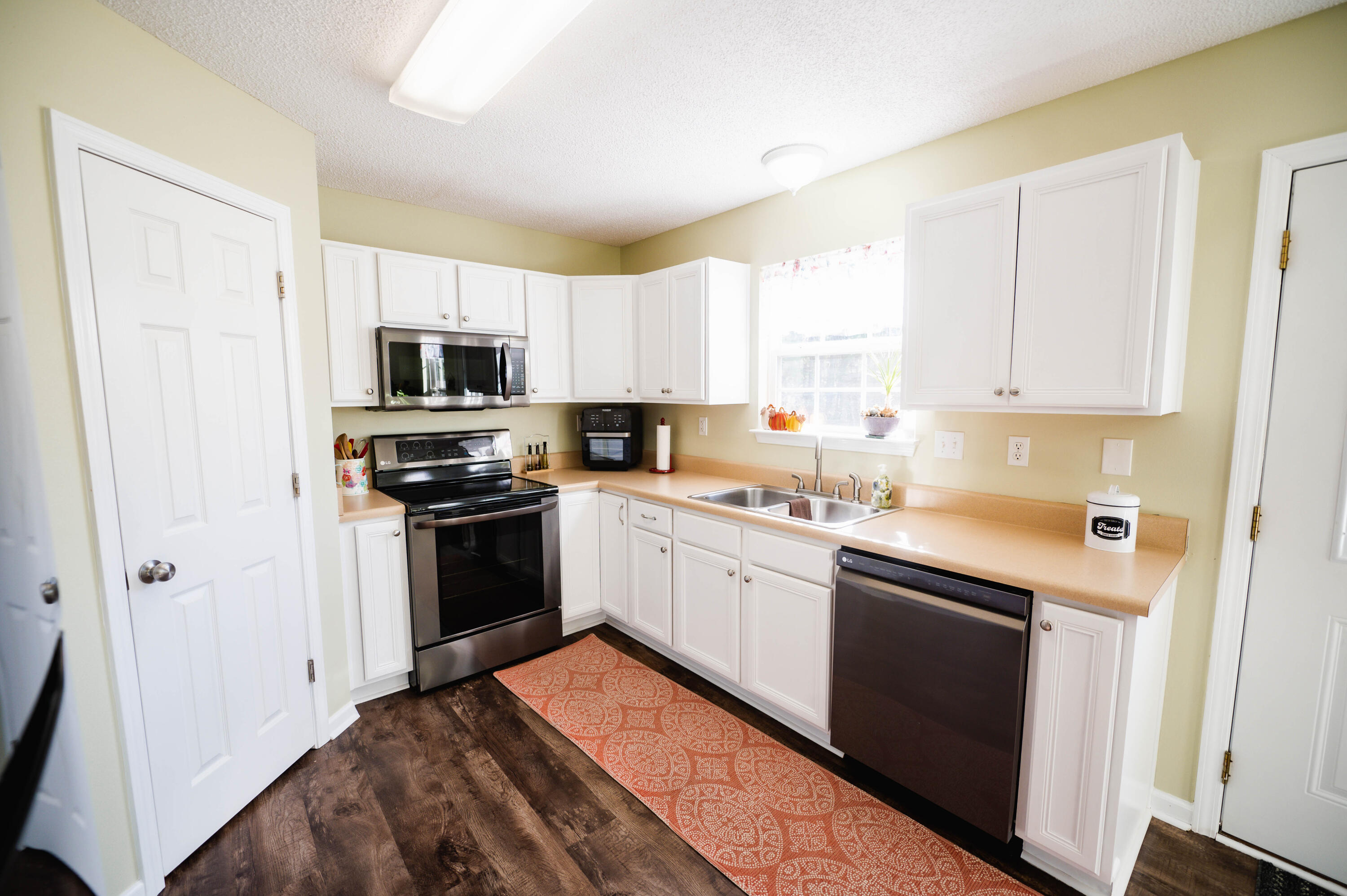 OAKWOOD HILLS UNIT 3 - Residential