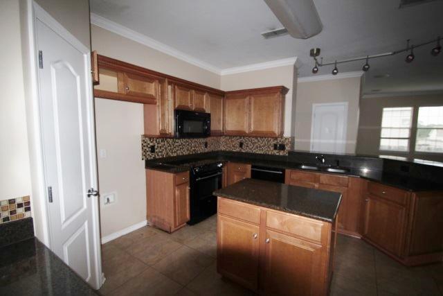 SANDY RIDGE ESTATES - Residential