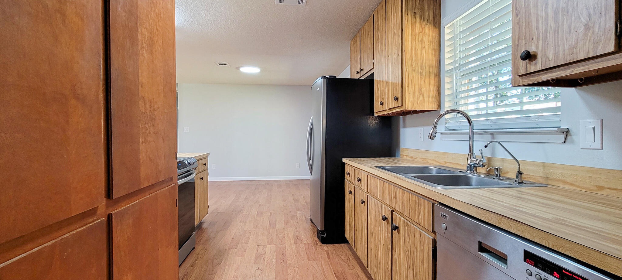 CHATEAU PRES DE LA MER - Residential