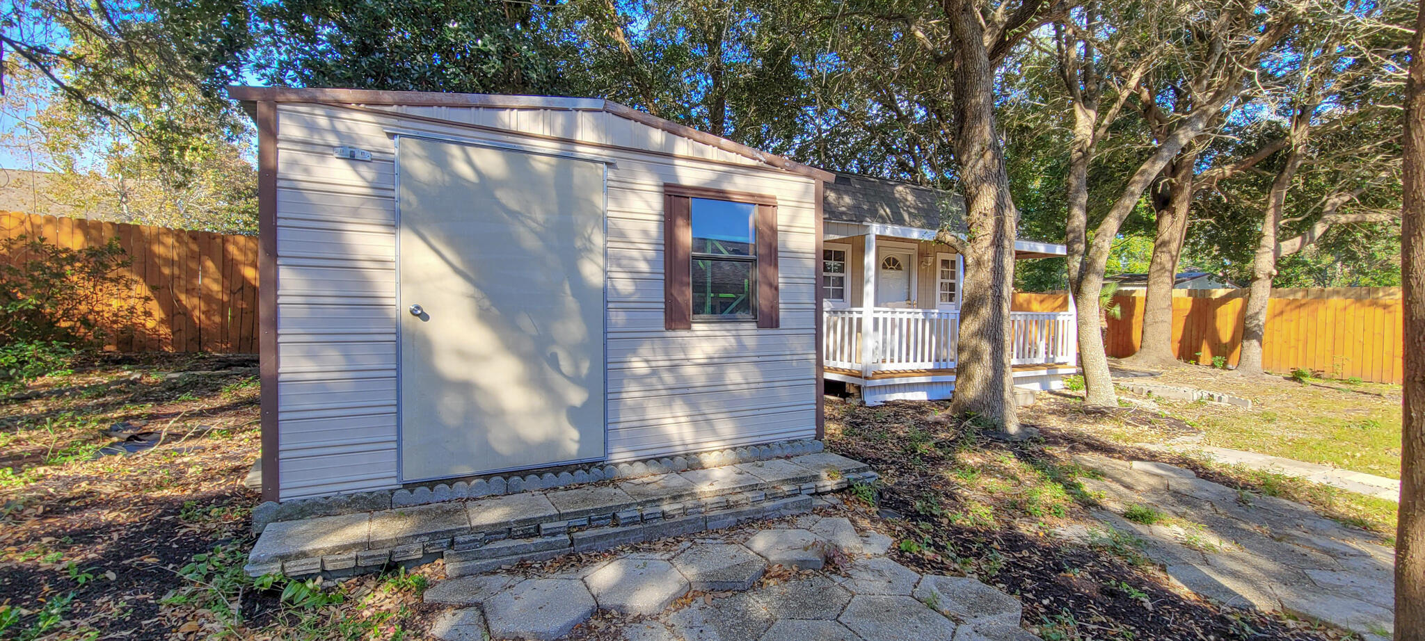 CHATEAU PRES DE LA MER - Residential