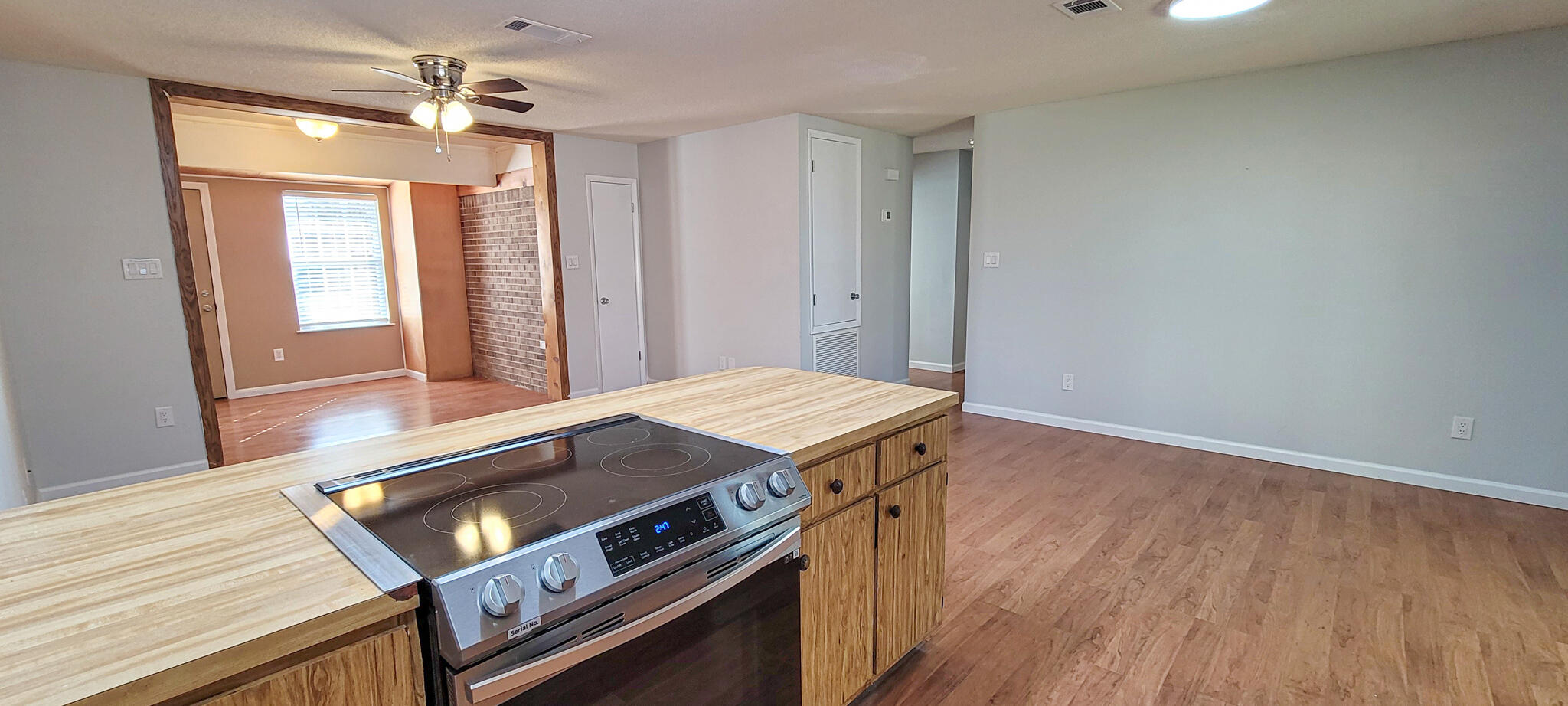 CHATEAU PRES DE LA MER - Residential