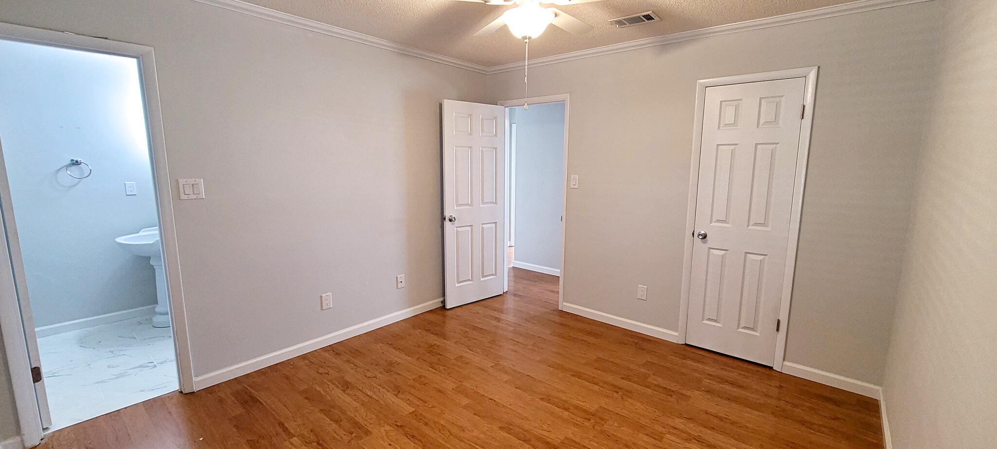 CHATEAU PRES DE LA MER - Residential