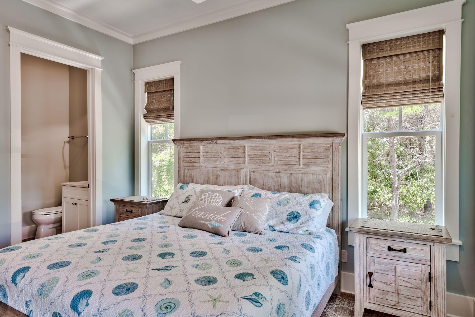 VILLAGE OF WHITE CLIFFS THE - Residential