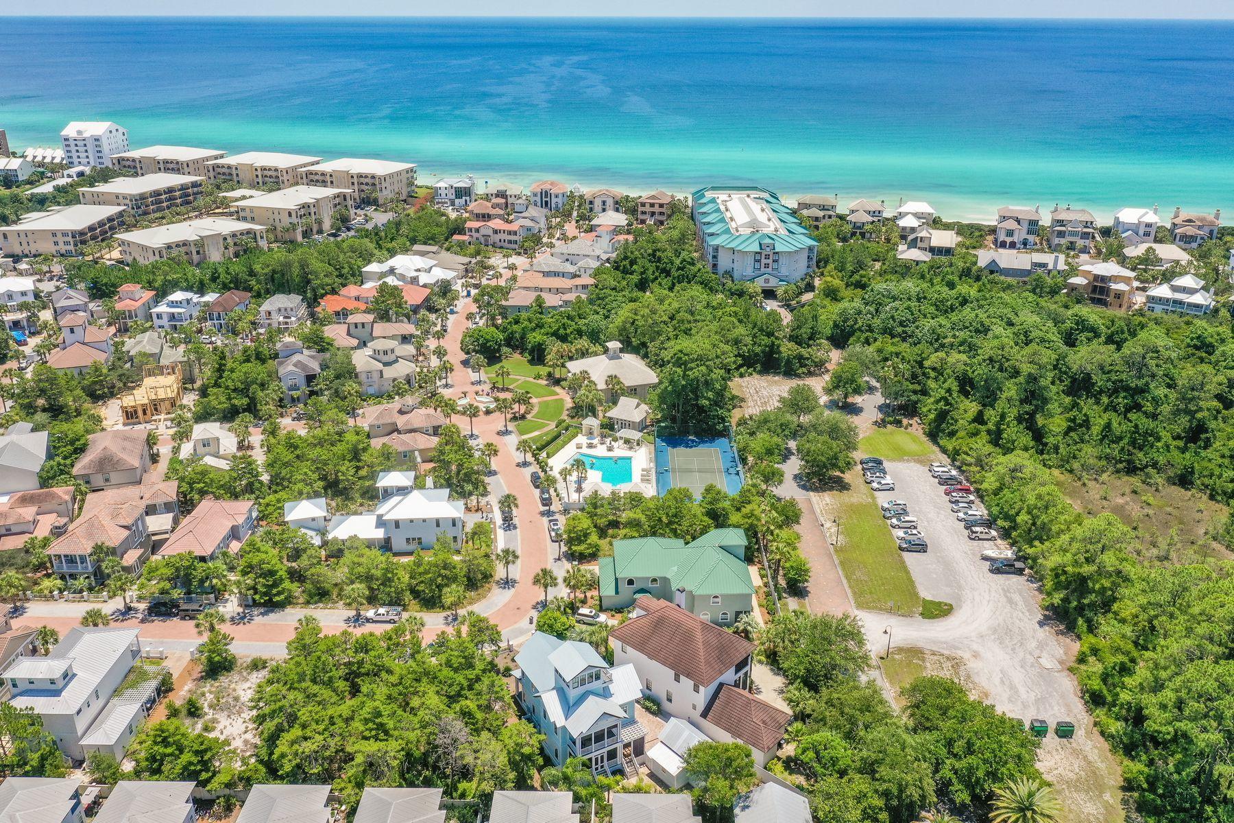 VILLAGE OF WHITE CLIFFS THE - Residential