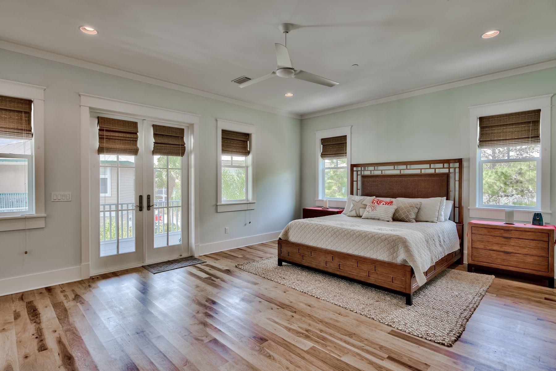 VILLAGE OF WHITE CLIFFS THE - Residential