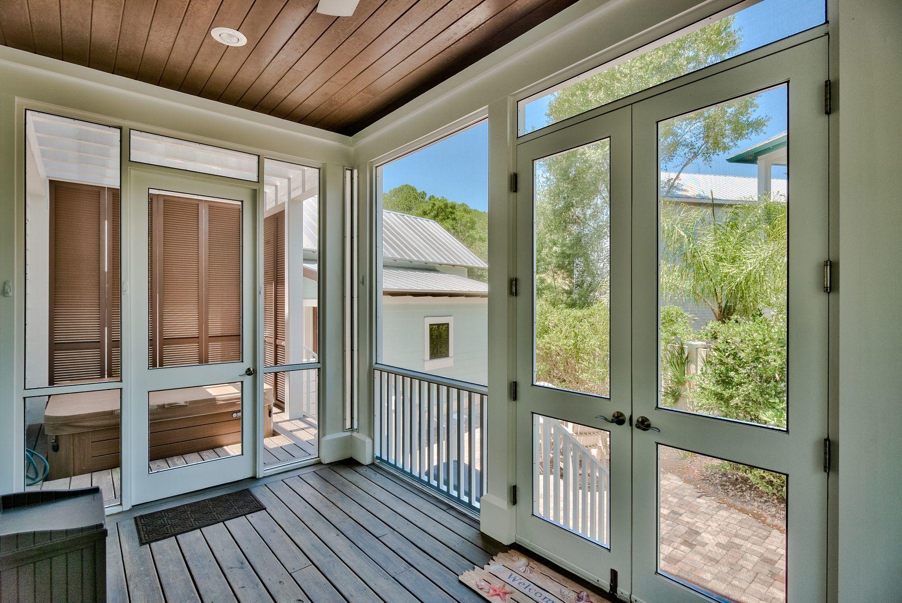 VILLAGE OF WHITE CLIFFS THE - Residential