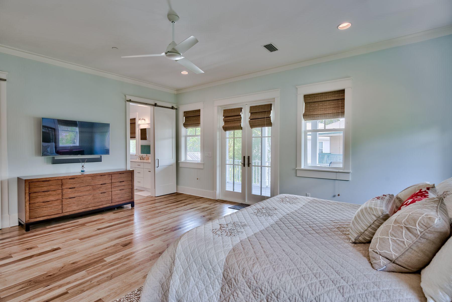 VILLAGE OF WHITE CLIFFS THE - Residential