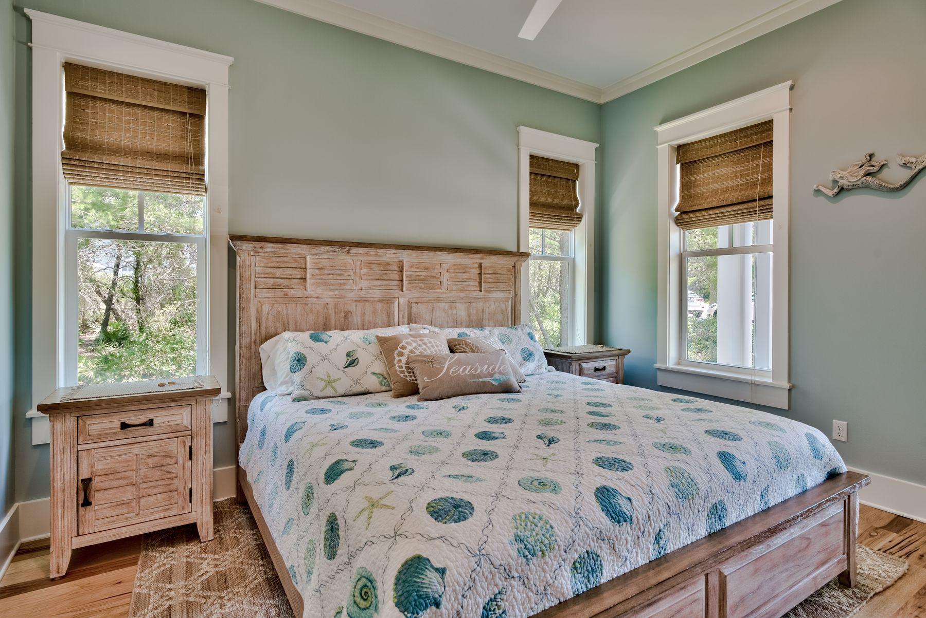 VILLAGE OF WHITE CLIFFS THE - Residential