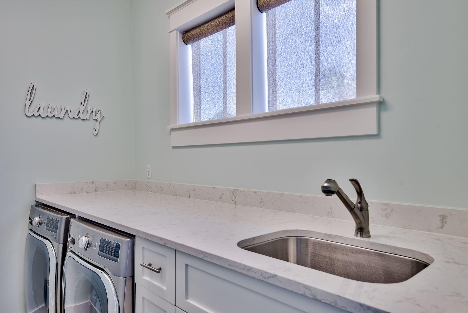 VILLAGE OF WHITE CLIFFS THE - Residential