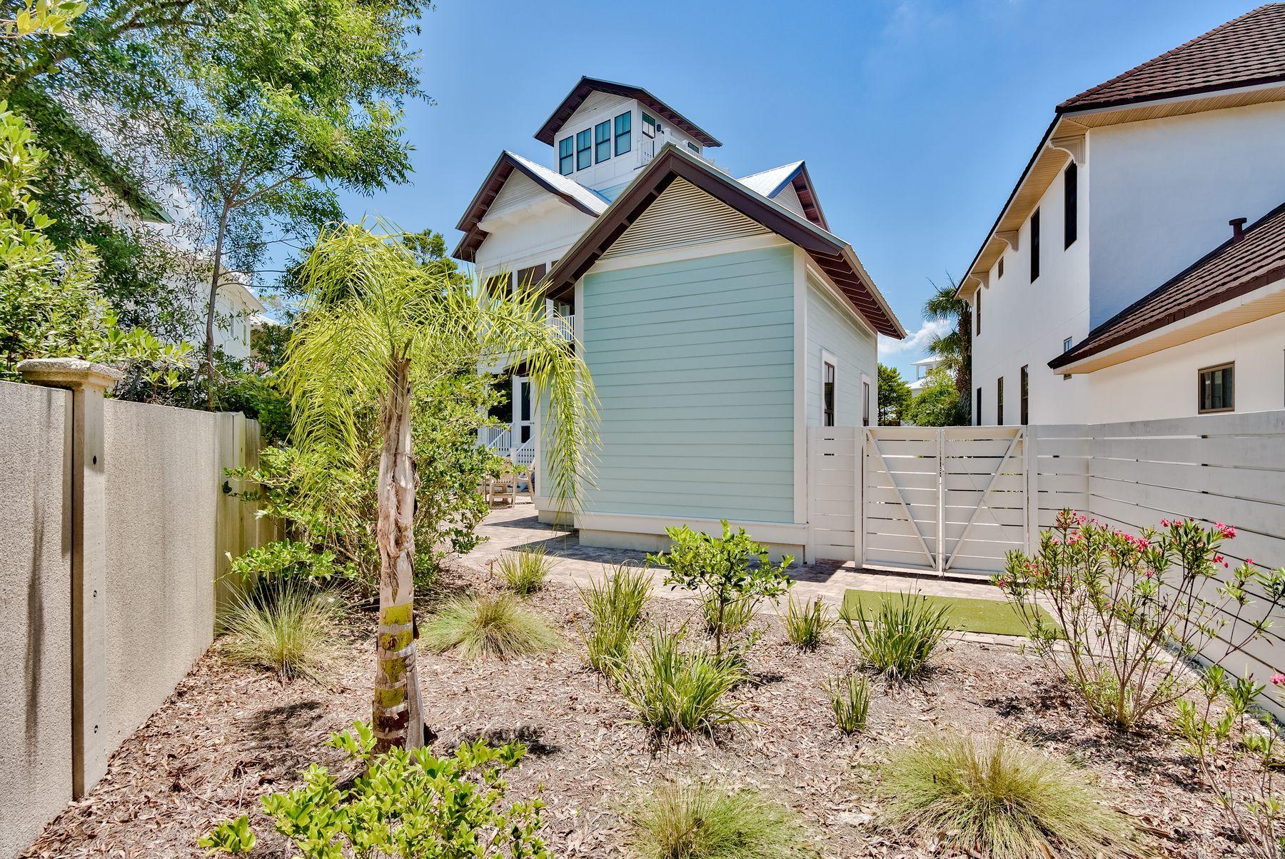 VILLAGE OF WHITE CLIFFS THE - Residential