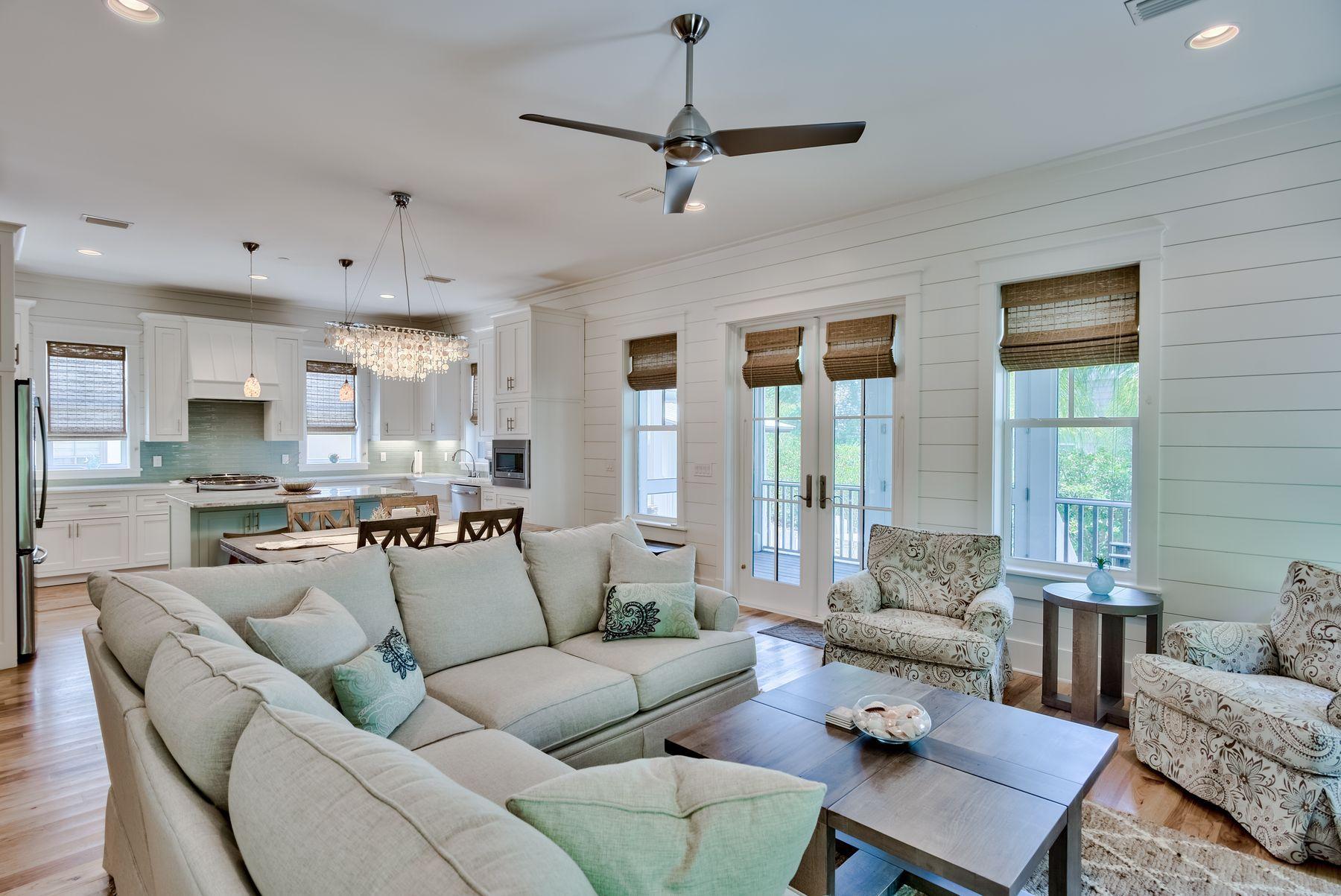 VILLAGE OF WHITE CLIFFS THE - Residential