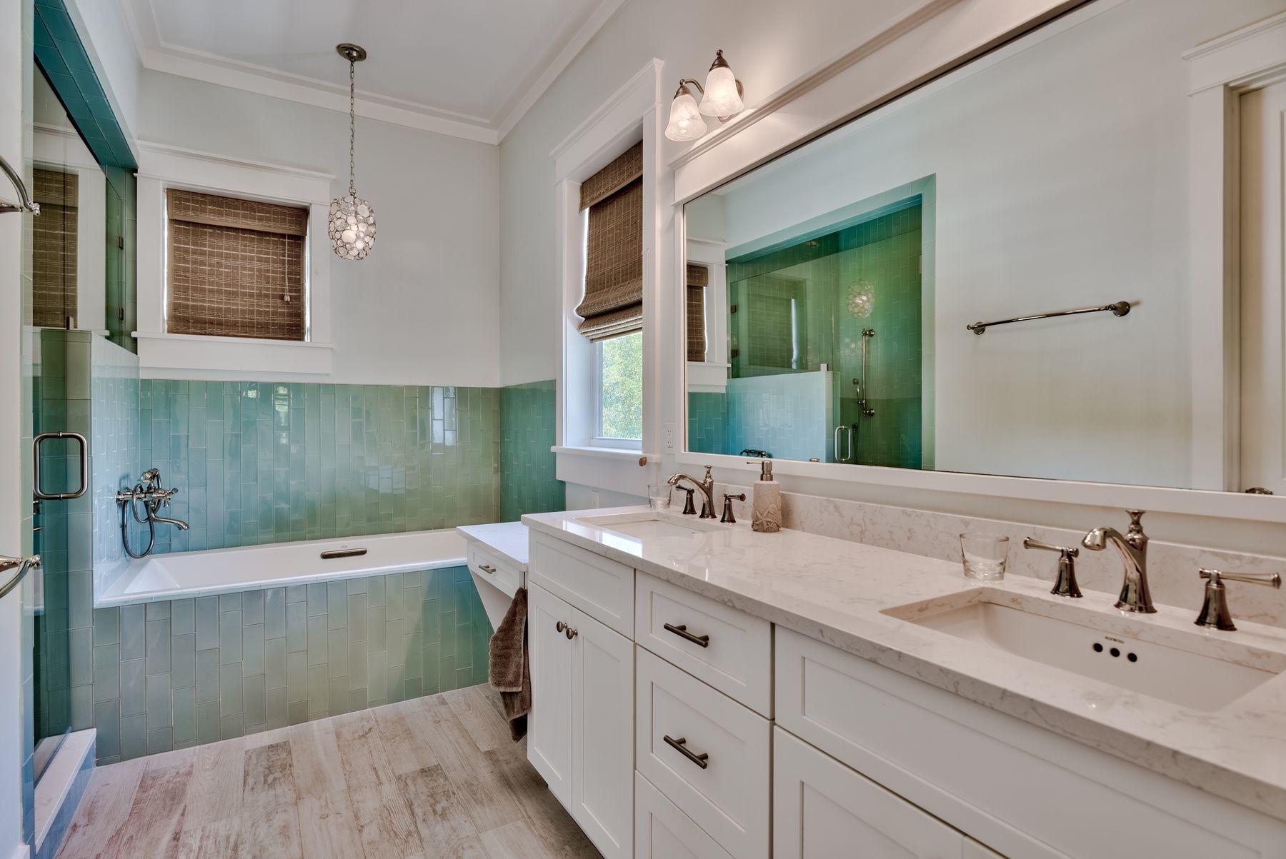 VILLAGE OF WHITE CLIFFS THE - Residential