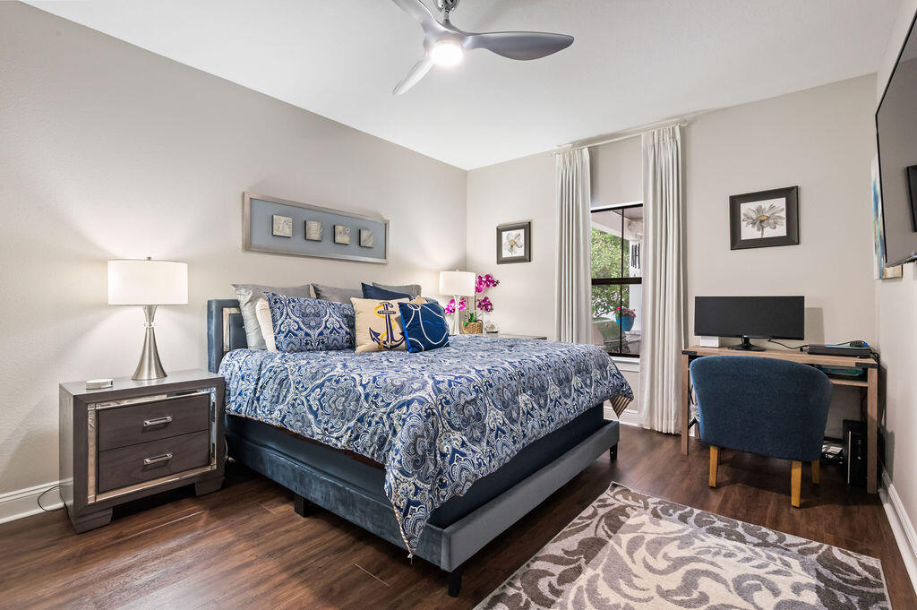 Holiday Shores - Residential