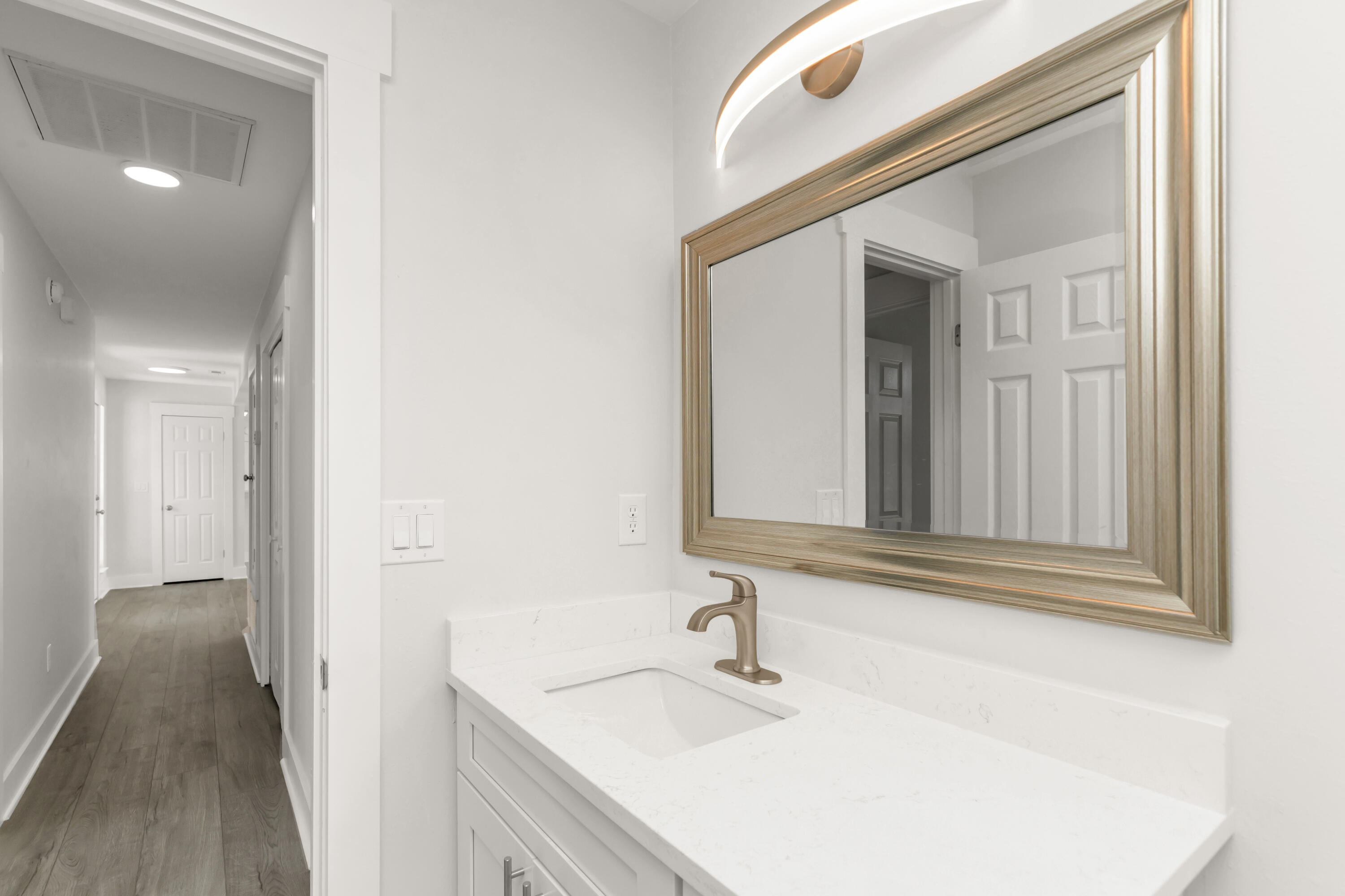 EMERALD BREEZE ESTATES - Residential