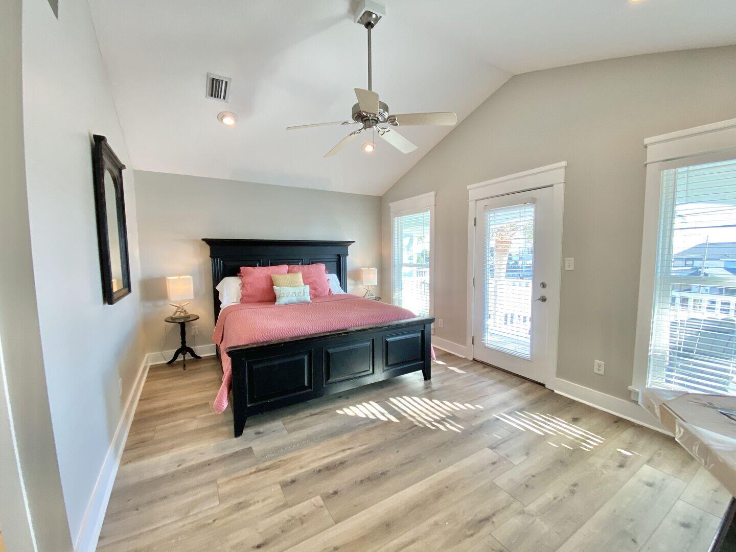 SUNSET VILLAS - Residential