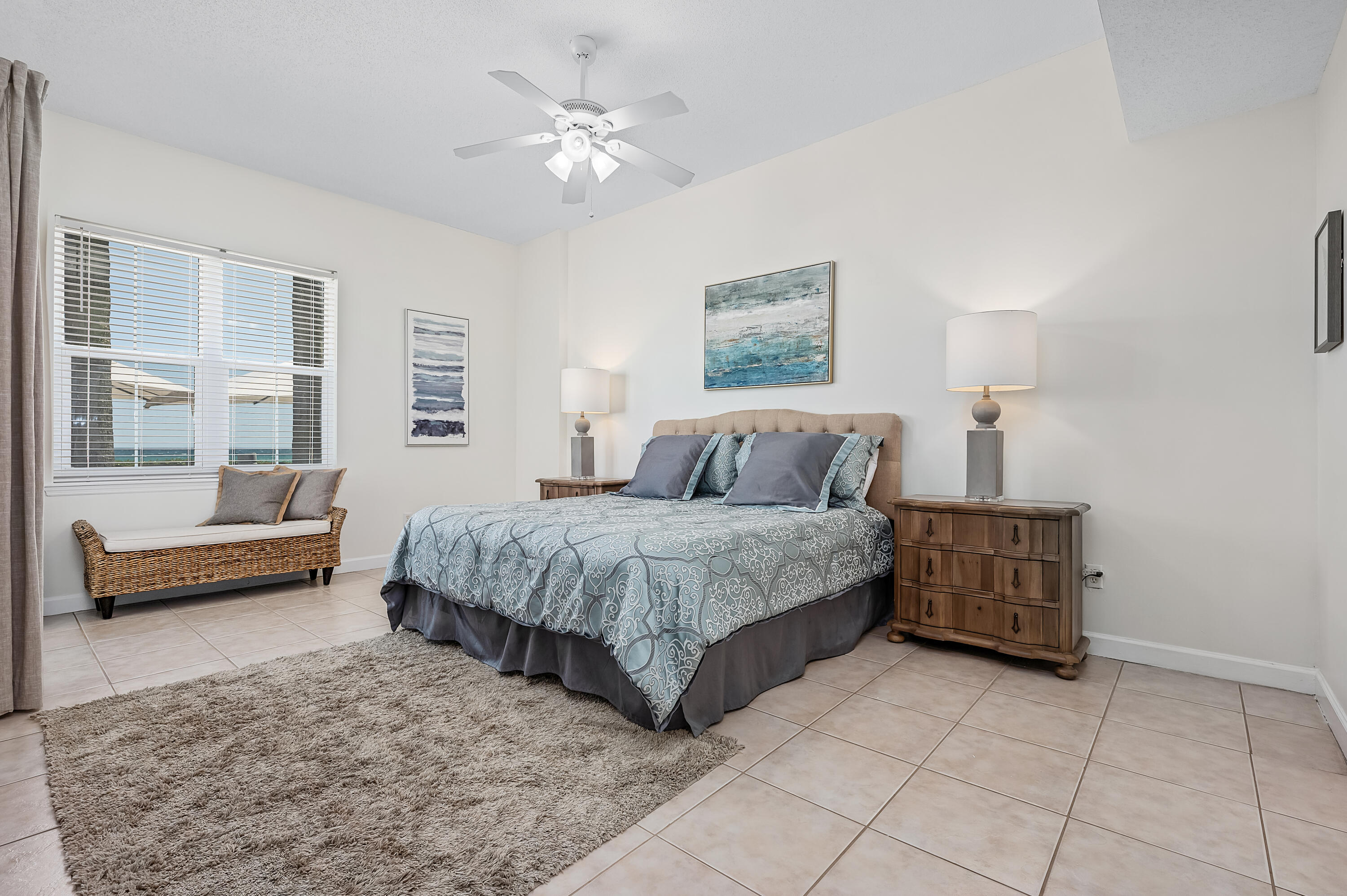 INN AT CRYSTAL BEACH (SUMMERCHASE CONDO) - Residential