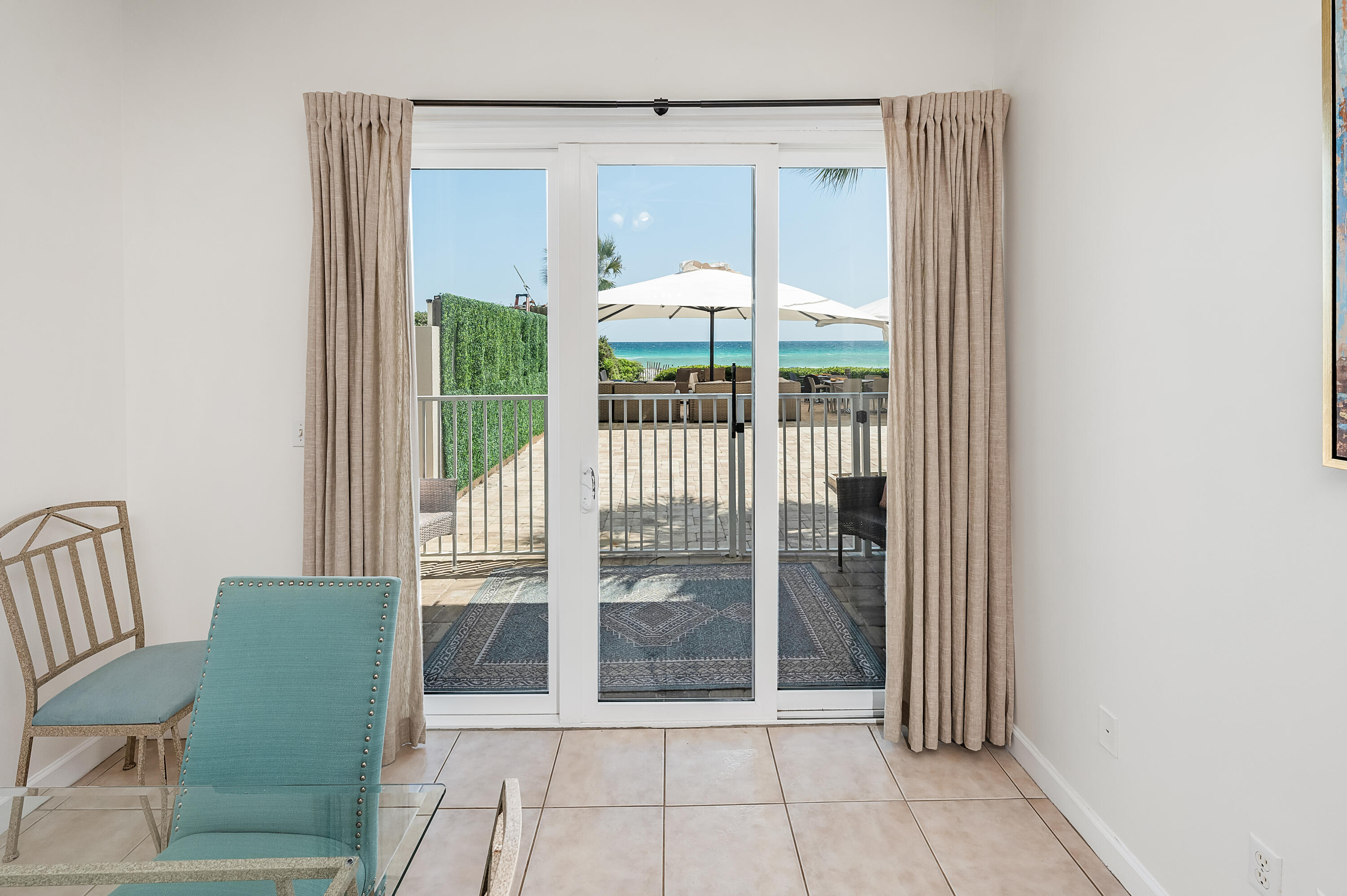 INN AT CRYSTAL BEACH (SUMMERCHASE CONDO) - Residential